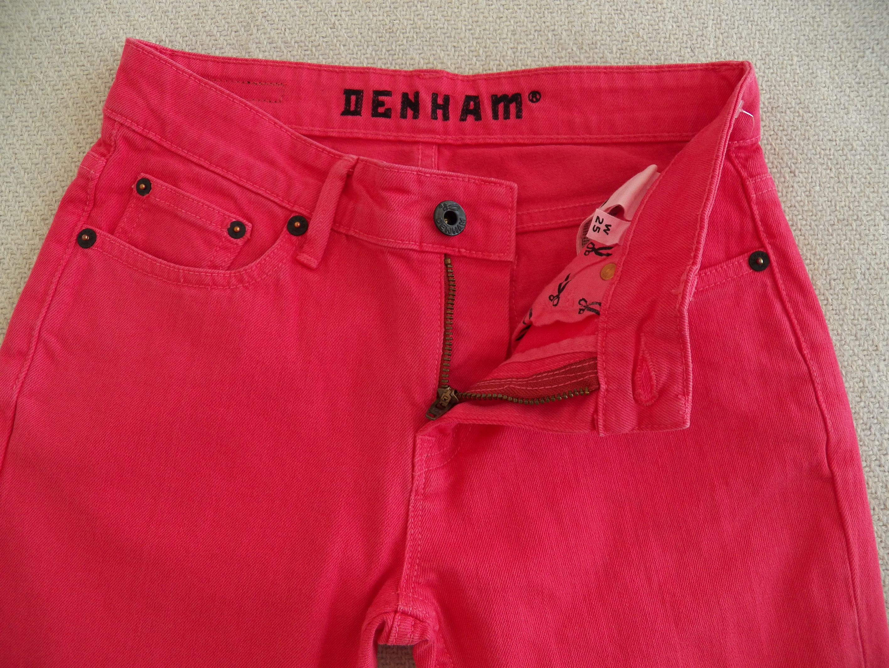 DENHAM Denham Cleaner Regular Fit Tight Jeans W25 L32 Hot Pink Size 25" / US 0 / IT 36 - 2 Thumbnail