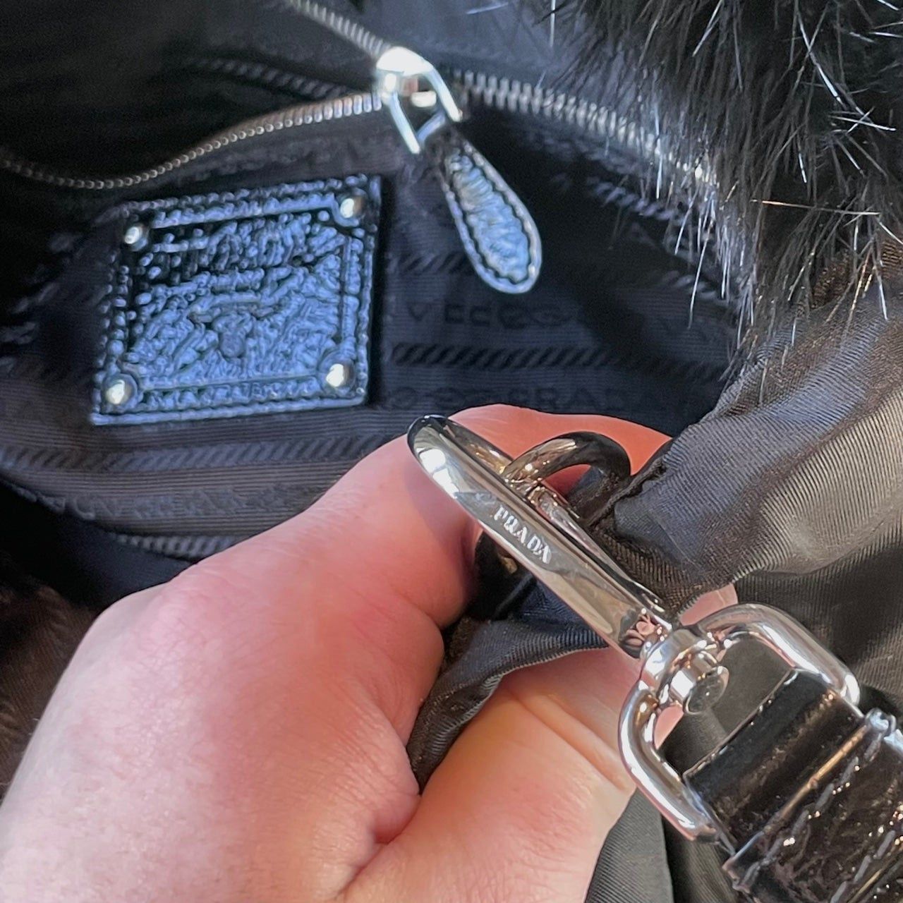 Prada Prada Black Beaver Fur Chain Bag Size ONE SIZE - 10 Thumbnail