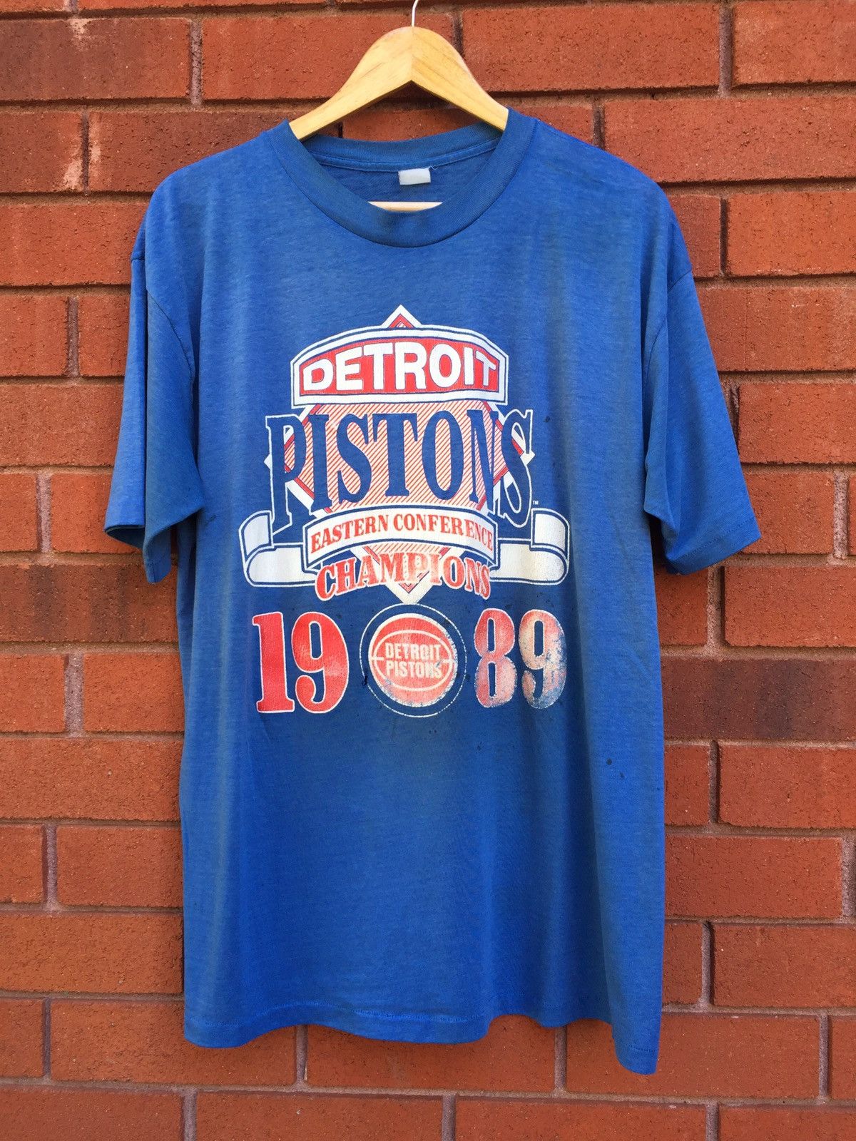 NBA × Vintage Vintage 1989 Detroit Pistons NBA Championship T Shirt Size US XL / EU 56 / 4 - 2 Thumbnail