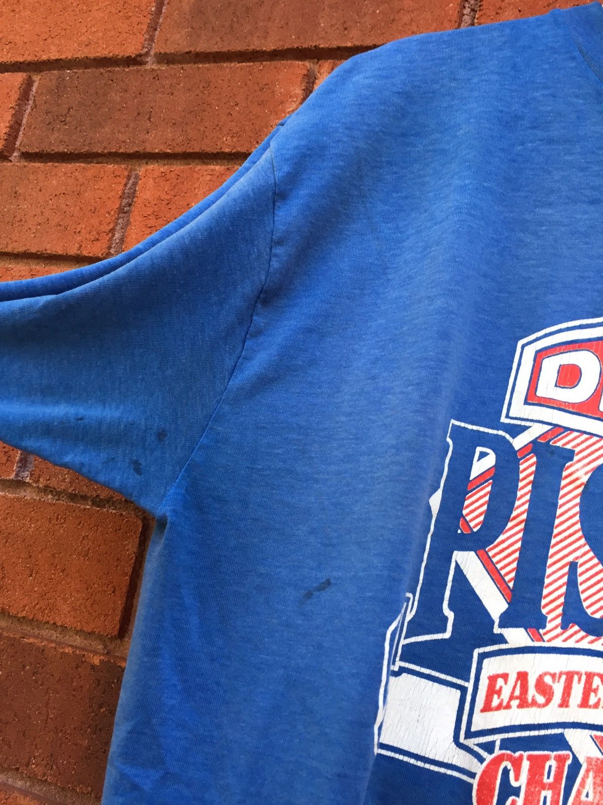 NBA × Vintage Vintage 1989 Detroit Pistons NBA Championship T Shirt Size US XL / EU 56 / 4 - 5 Thumbnail