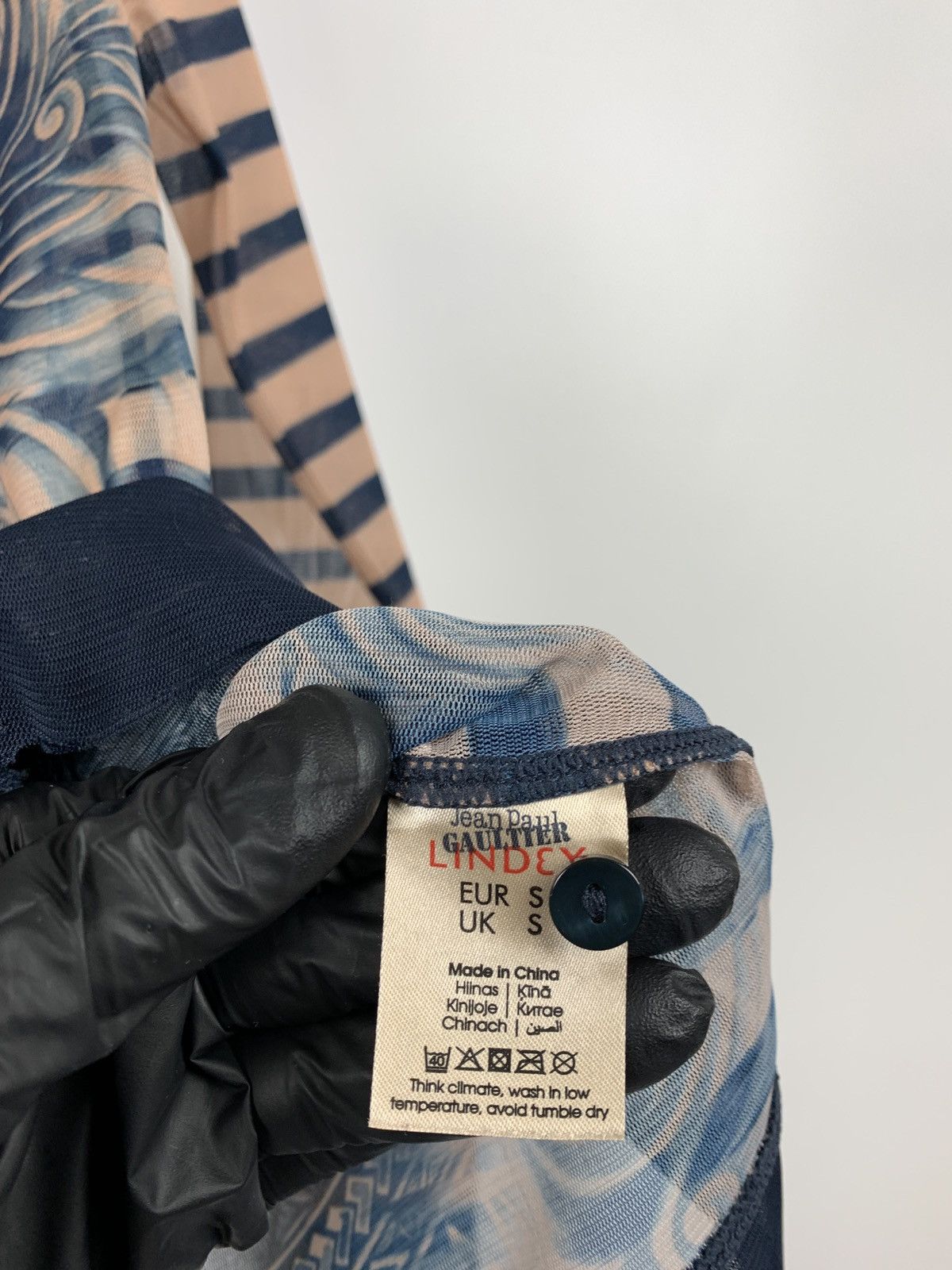 Jean Paul Gaultier Jean Paul Gaultier x Lindex Mesh Tattoo Long Sleeve Cardigan Size S / US 4 / IT 40 - 17 Thumbnail