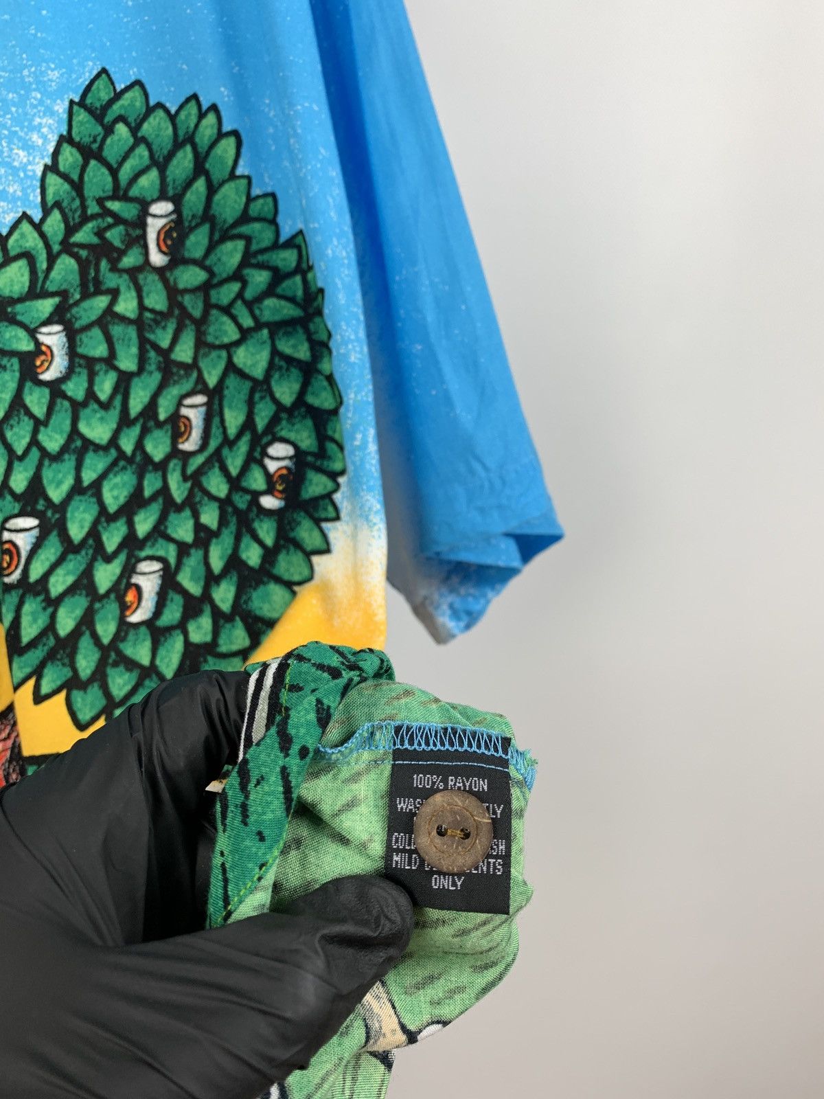 Mambo Vintage Mambo Loud Australian Beer Tree Rare Hawaiian Shirt Size US M / EU 48-50 / 2 - 21 Thumbnail