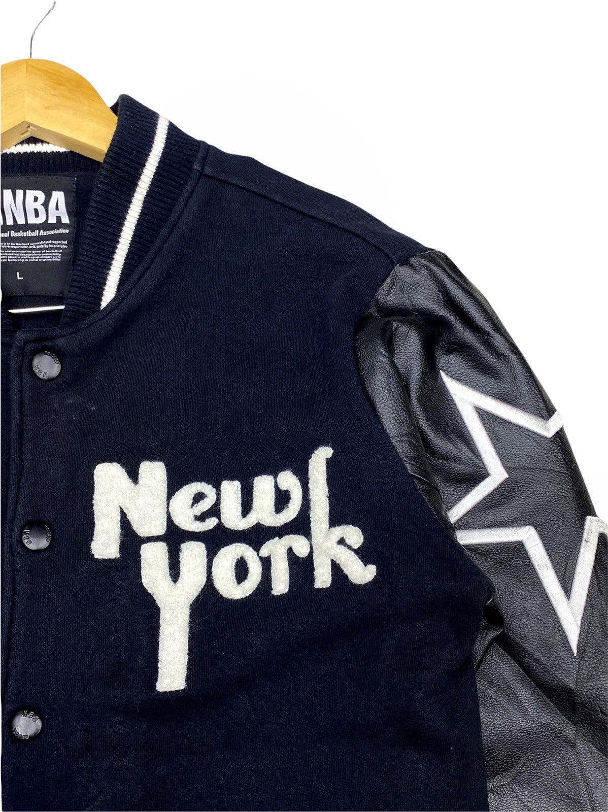 NBA 🔥LAST DROP BFORE DELETE NBA VARSITY EMBROIDERY SPELLOUT Size US M / EU 48-50 / 2 - 5 Thumbnail