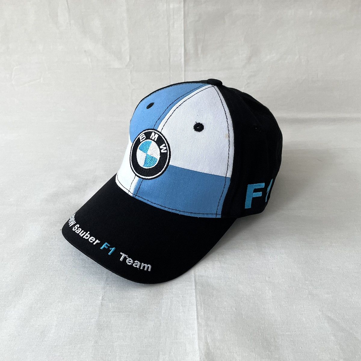 Formula 1 Vintage BMW Sauber F1 Team Trucker Hat Cap MPower M3 M5 Size ONE SIZE - 1 Thumbnail
