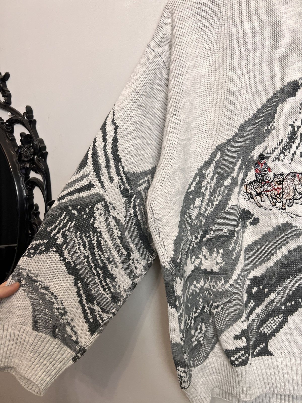 Vintage Vintage Avant Garde Embroided Wolfs Mountain Cable Knit Hype Size US L / EU 52-54 / 3 - 3 Thumbnail