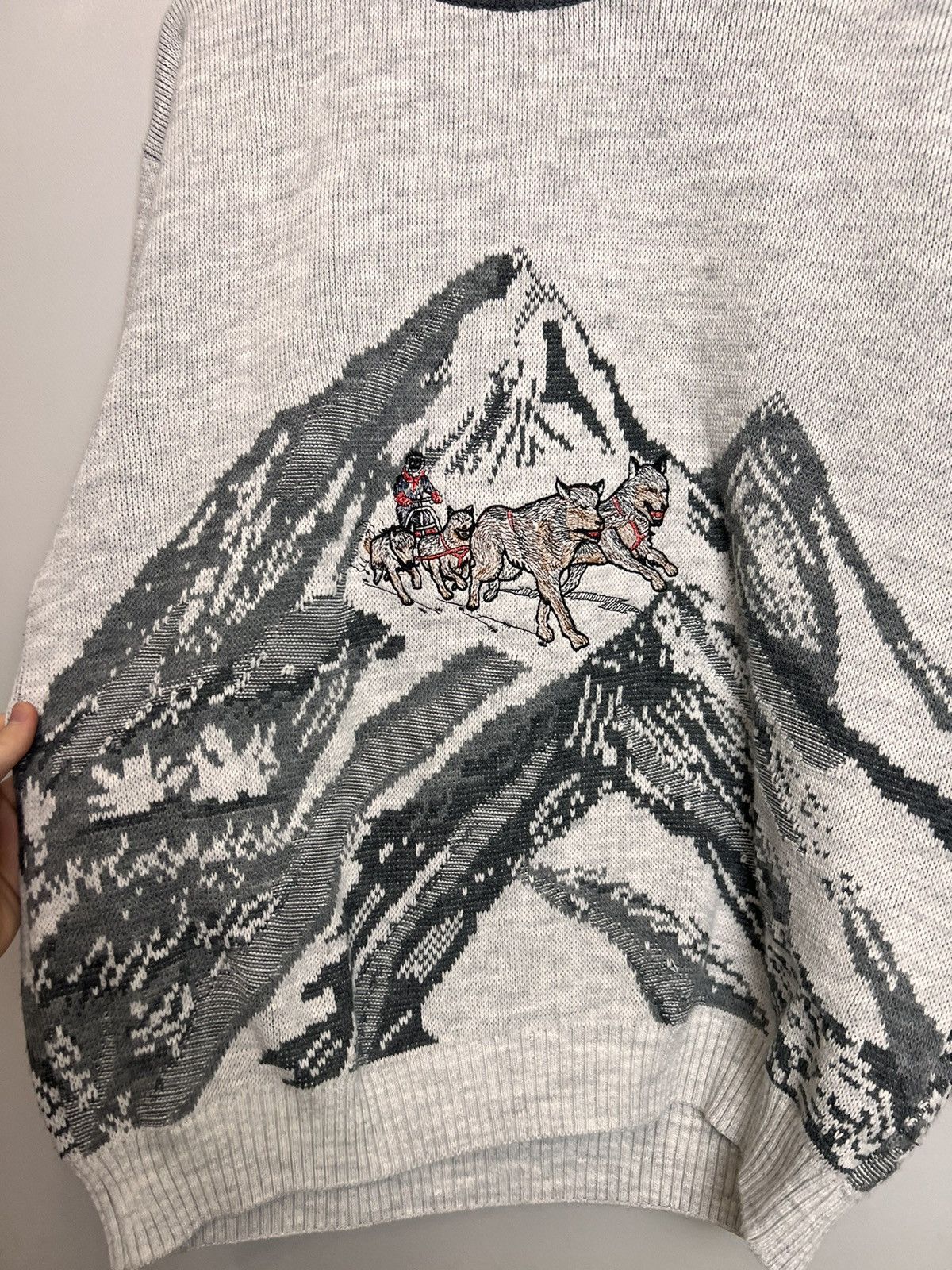 Vintage Vintage Avant Garde Embroided Wolfs Mountain Cable Knit Hype Size US L / EU 52-54 / 3 - 2 Thumbnail