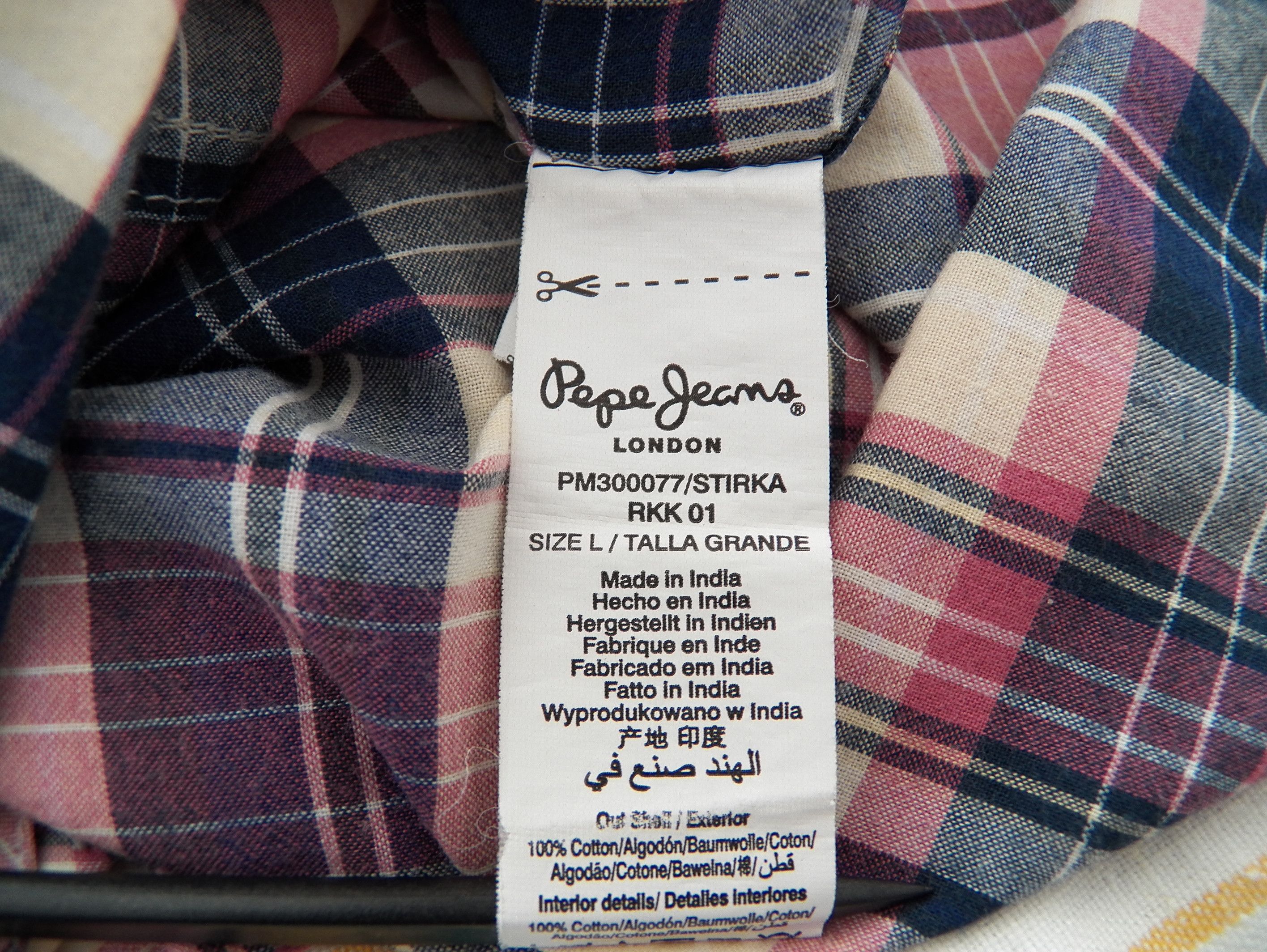 Pepe Jeans PEPE JEANS SHIRT Size L pink blue check shortsleeve Slim Fit Size US L / EU 52-54 / 3 - 5 Thumbnail