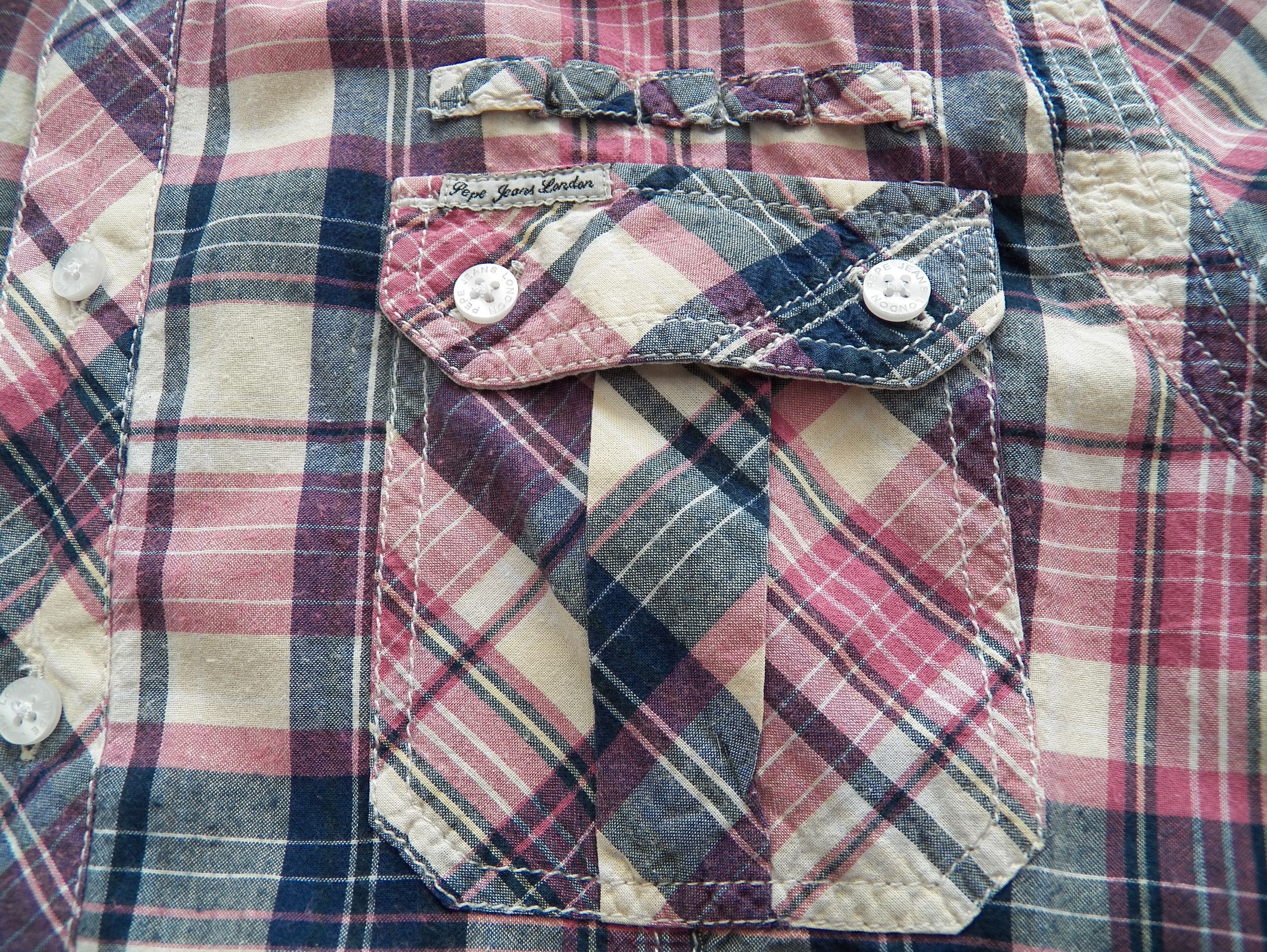 Pepe Jeans PEPE JEANS SHIRT Size L pink blue check shortsleeve Slim Fit Size US L / EU 52-54 / 3 - 4 Thumbnail