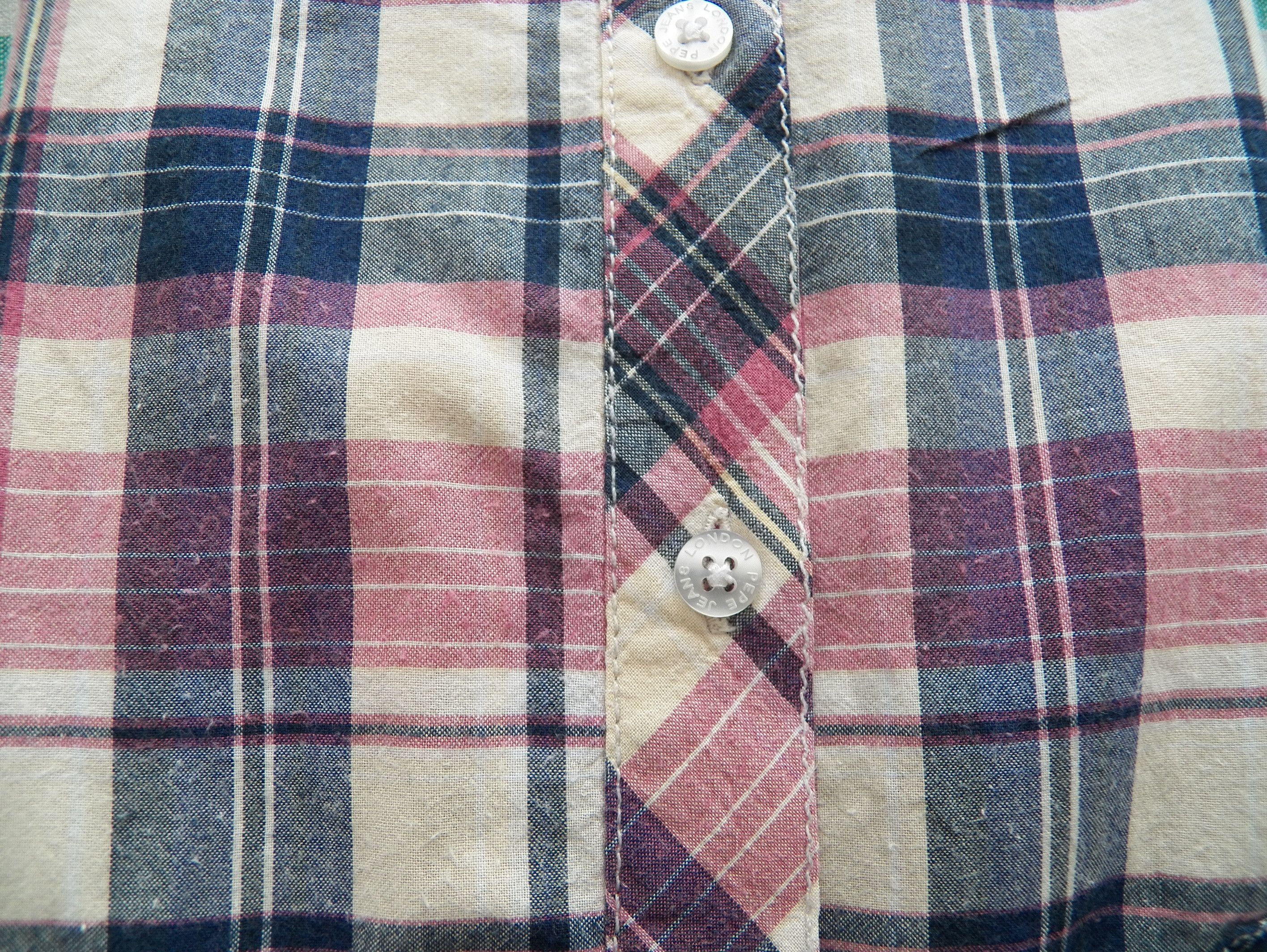 Pepe Jeans PEPE JEANS SHIRT Size L pink blue check shortsleeve Slim Fit Size US L / EU 52-54 / 3 - 7 Thumbnail