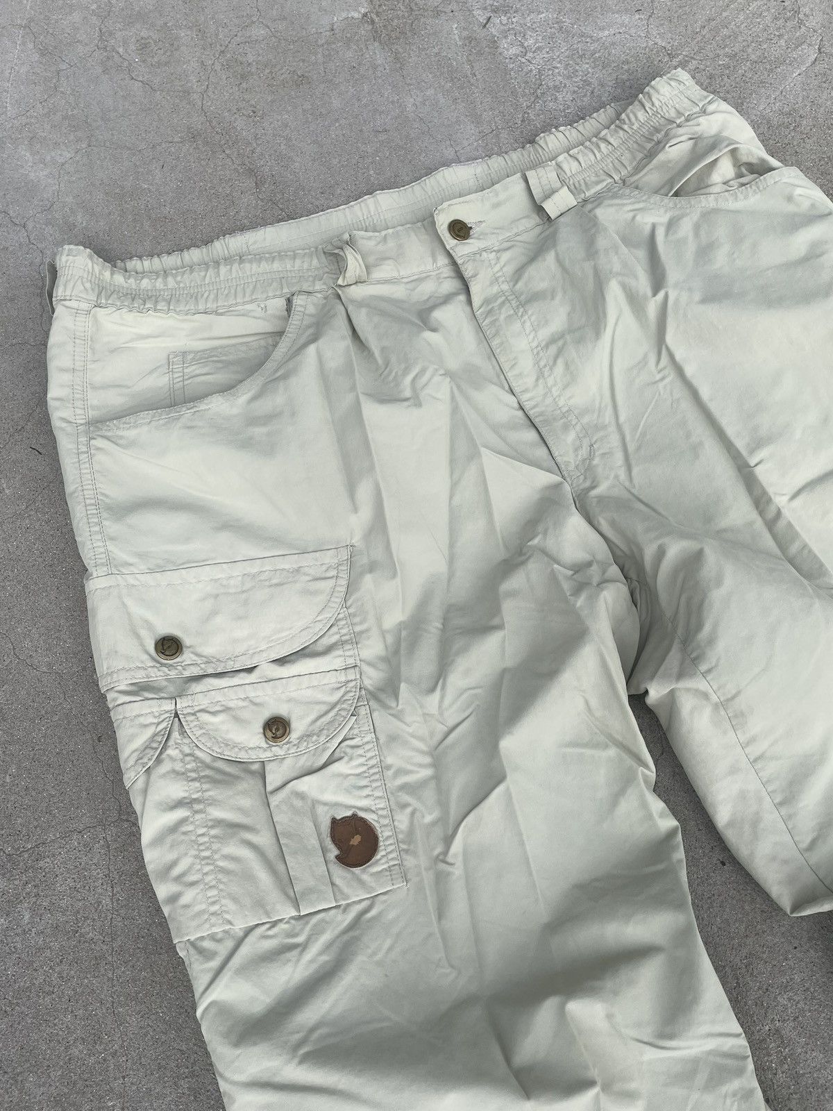 Fjallraven Vintage Fjallraven cargo pants Size US 34 / EU 50 - 5 Thumbnail