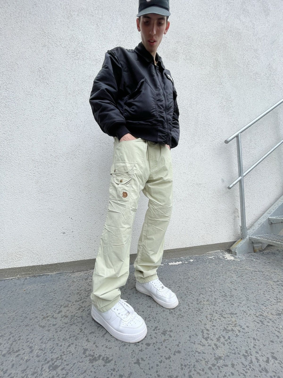 Fjallraven Vintage Fjallraven cargo pants Size US 34 / EU 50 - 8 Thumbnail