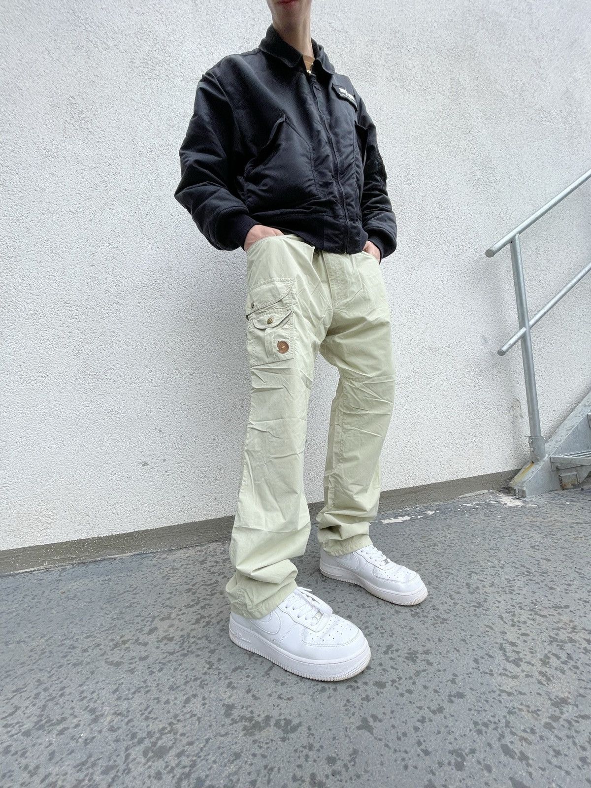 Fjallraven Vintage Fjallraven cargo pants Size US 34 / EU 50 - 1 Thumbnail