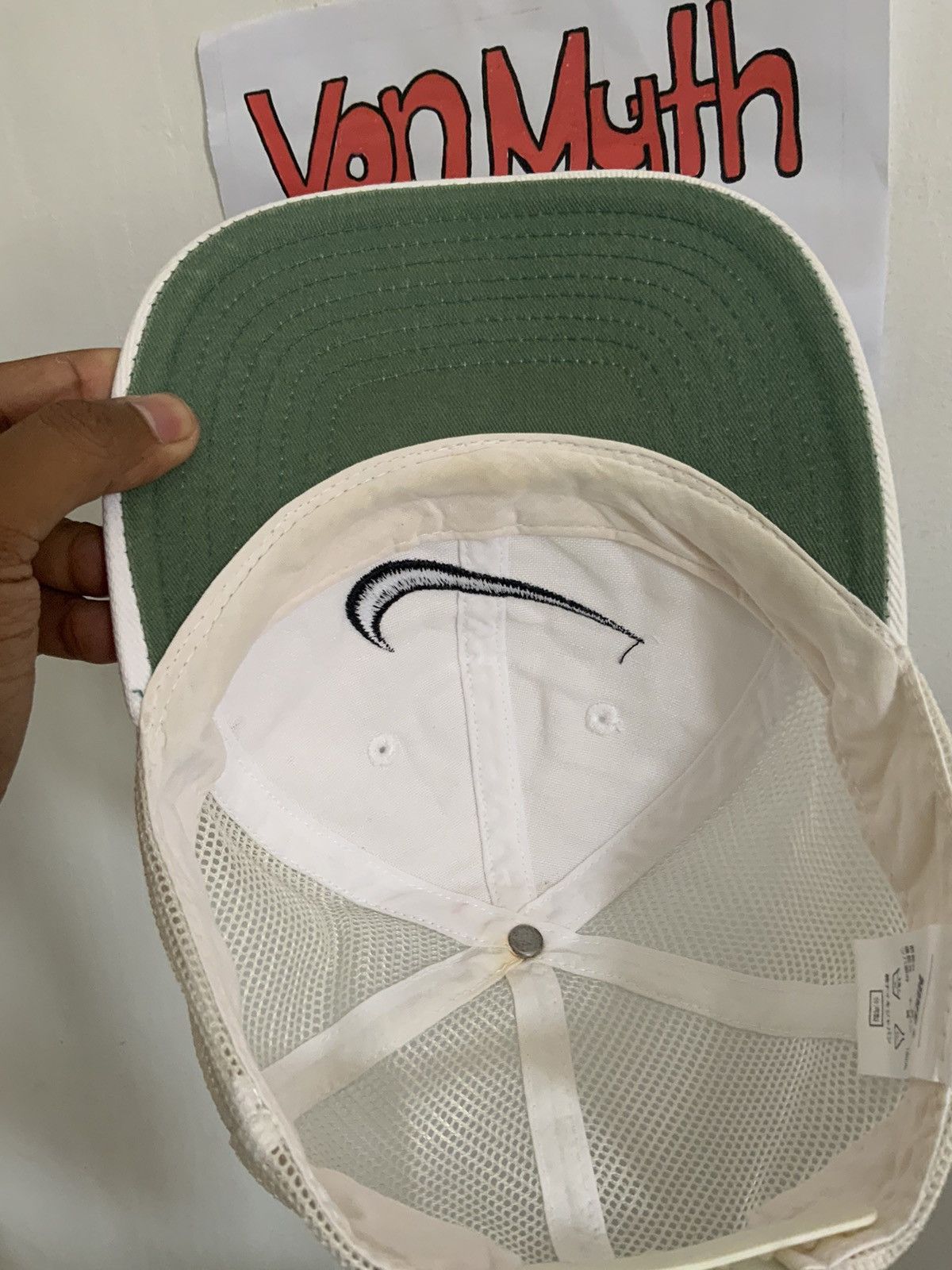 Nike Vintage Nike Swoosh Big Logo Trucker Hat Size ONE SIZE - 13 Thumbnail