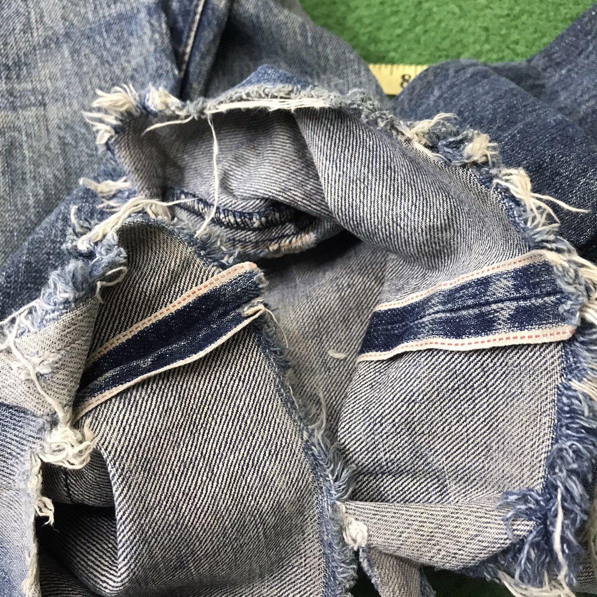 Levi's Vintage Levis 502 Thrashed Denim Selvedge Japan Size US 32 / EU 48 - 19 Thumbnail