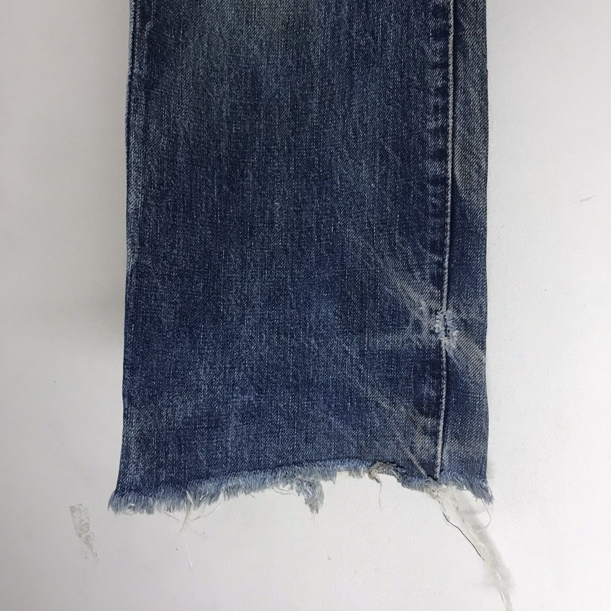 Levi's Vintage Levis 502 Thrashed Denim Selvedge Japan Size US 32 / EU 48 - 7 Thumbnail