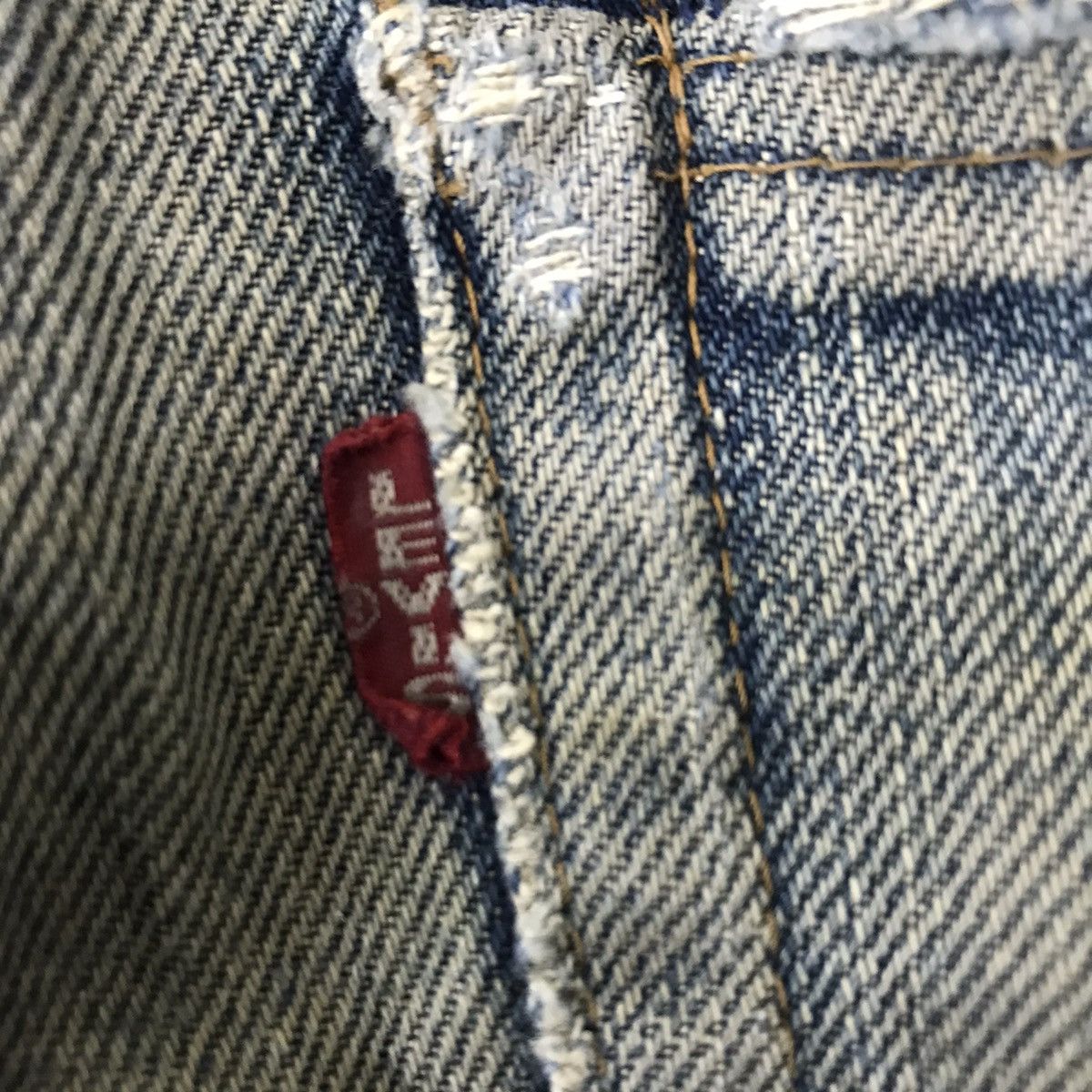 Levi's Vintage Levis 502 Thrashed Denim Selvedge Japan Size US 32 / EU 48 - 17 Thumbnail