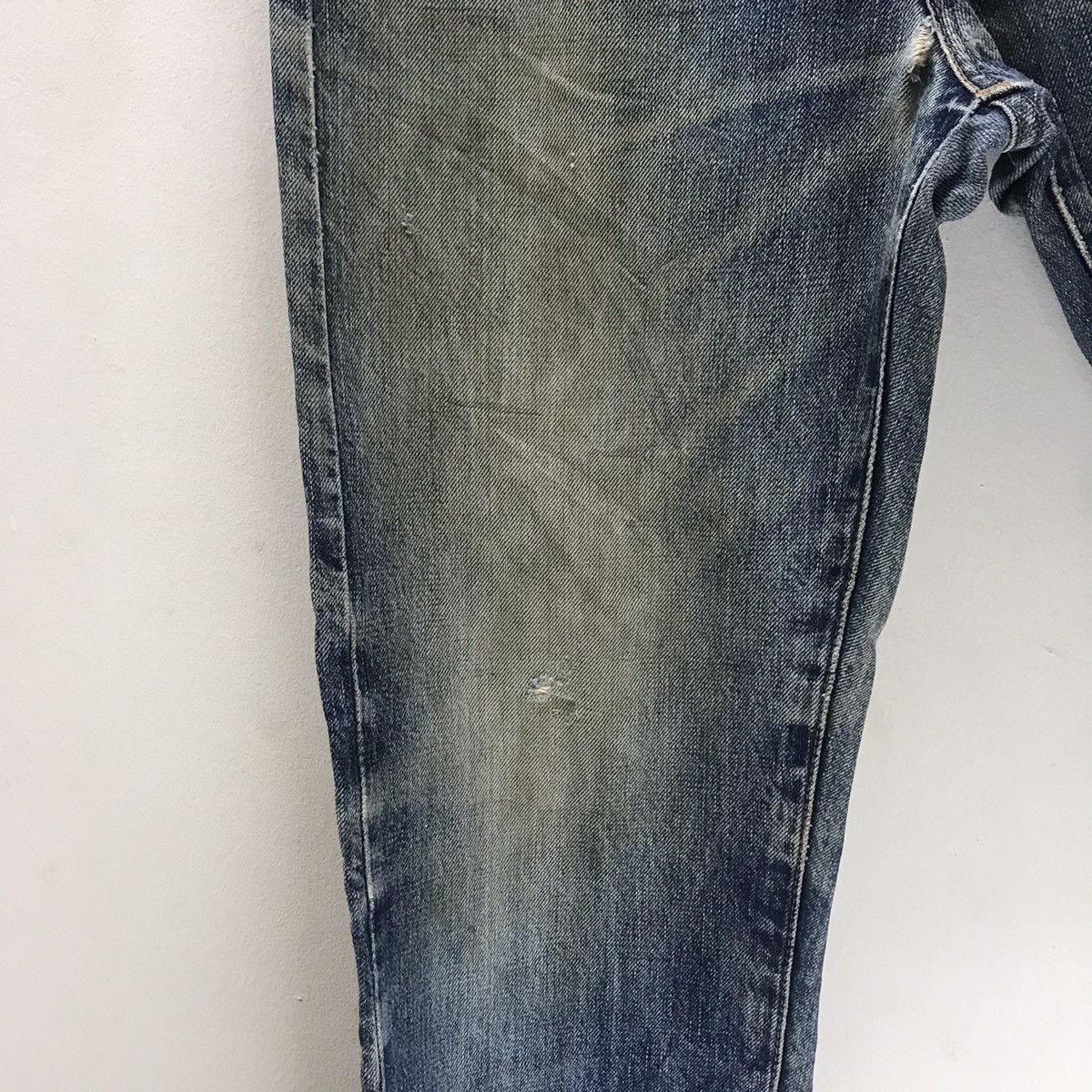 Levi's Vintage Levis 502 Thrashed Denim Selvedge Japan Size US 32 / EU 48 - 5 Thumbnail
