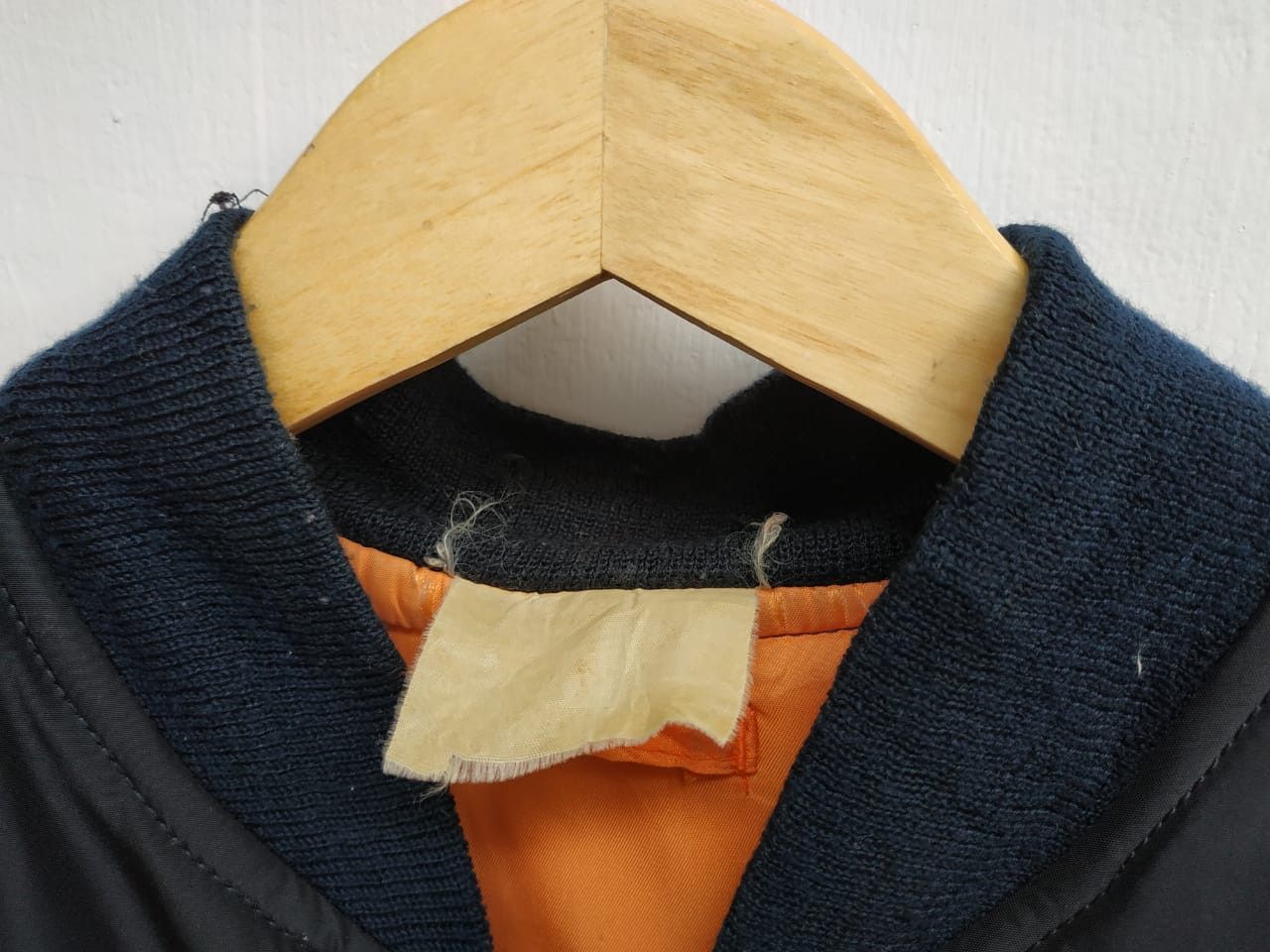 Avirex Fit S to M, Vtg Avirex Embroidered Bomber Jacket Size US S / EU 44-46 / 1 - 3 Thumbnail