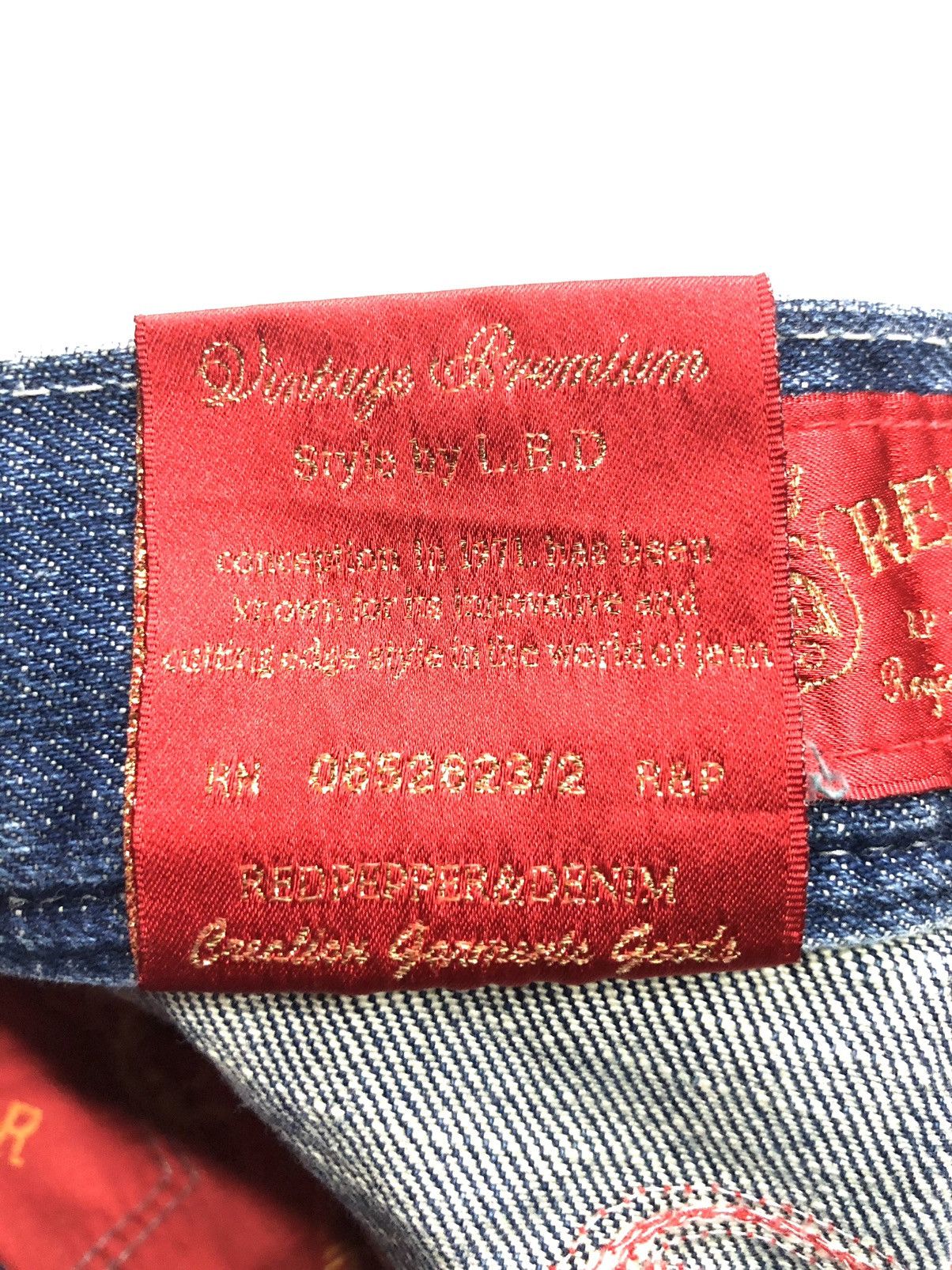 Japanese Brand RED PEPPER GOLD LABEL DISSTRESSED SHORT STUDED POCKET DENIM Size US 28 / EU 44 - 8 Thumbnail