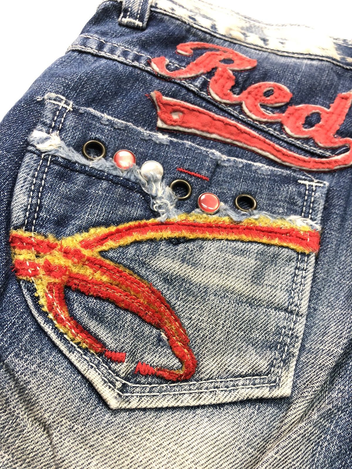 Japanese Brand RED PEPPER GOLD LABEL DISSTRESSED SHORT STUDED POCKET DENIM Size US 28 / EU 44 - 14 Thumbnail