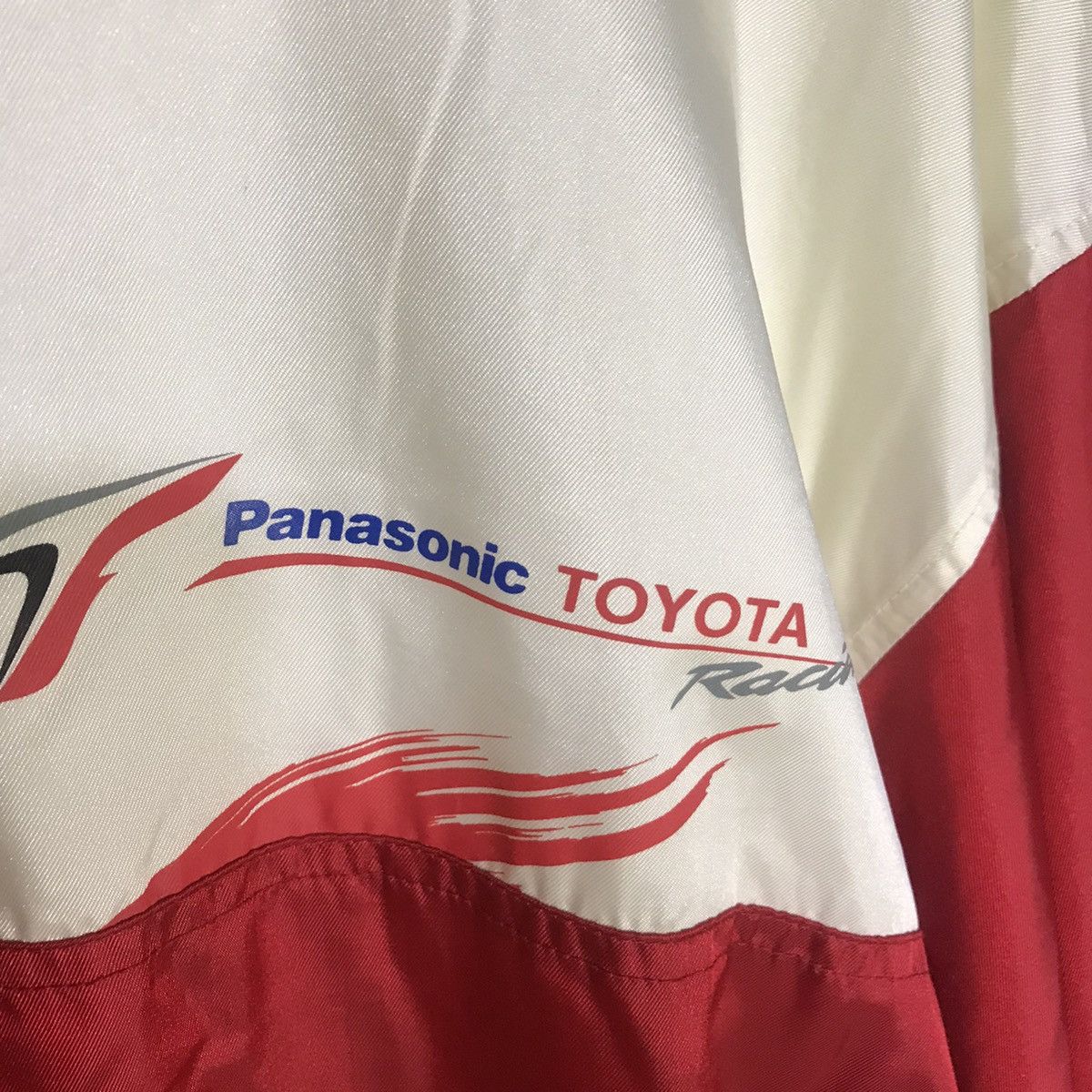 Japanese Brand Toyota 2003 f1 japanese gp windbreaker jacket hoodie Size US L / EU 52-54 / 3 - 4 Thumbnail