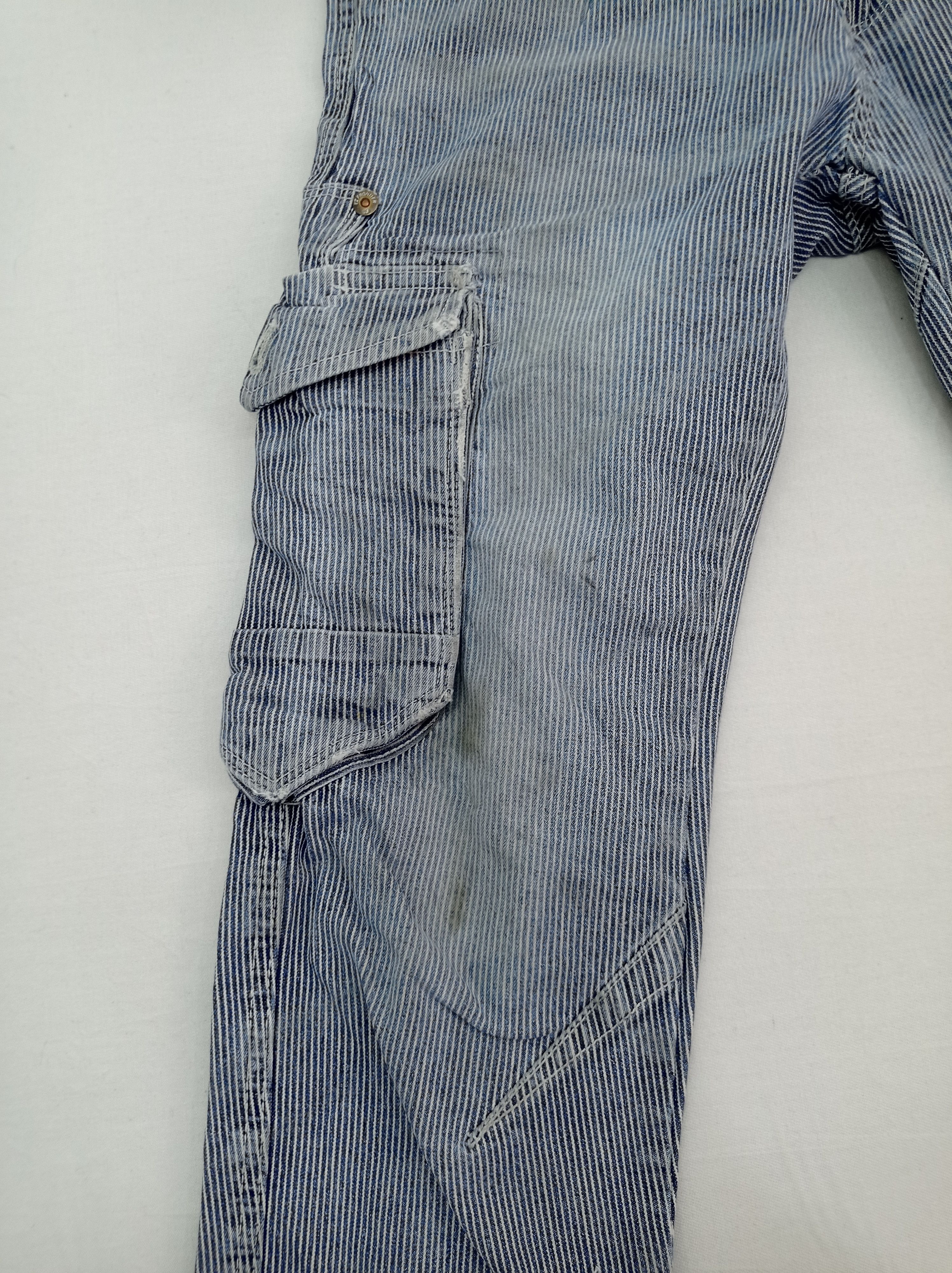 Other I'Z Frontier Slim Fit Distressed Hickory Stripe Cargo Pants Size US 28 / EU 44 - 8 Thumbnail