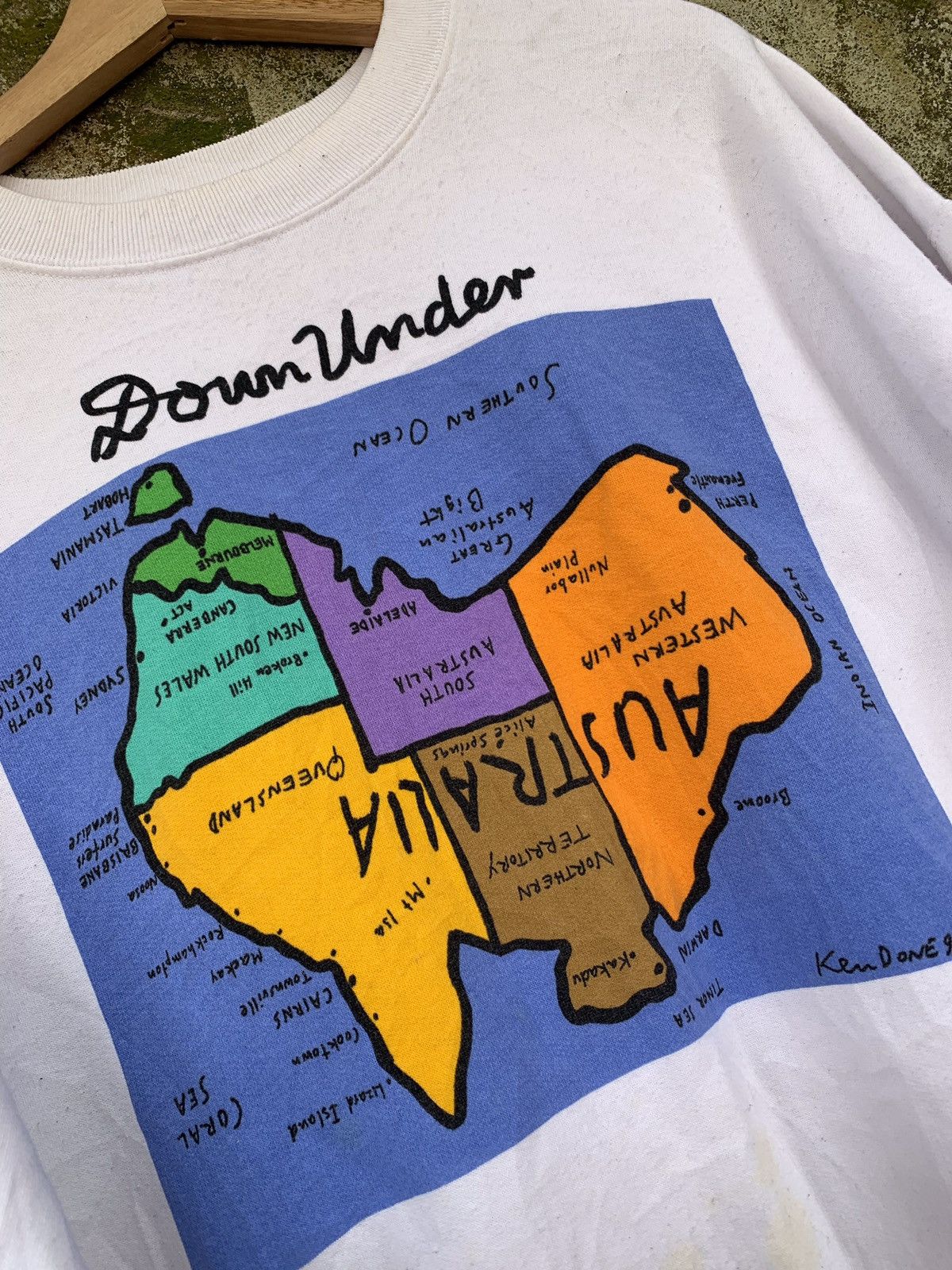 Vintage Vintage 90’s Australia Down Under Classic Maps Size US M / EU 48-50 / 2 - 2 Thumbnail
