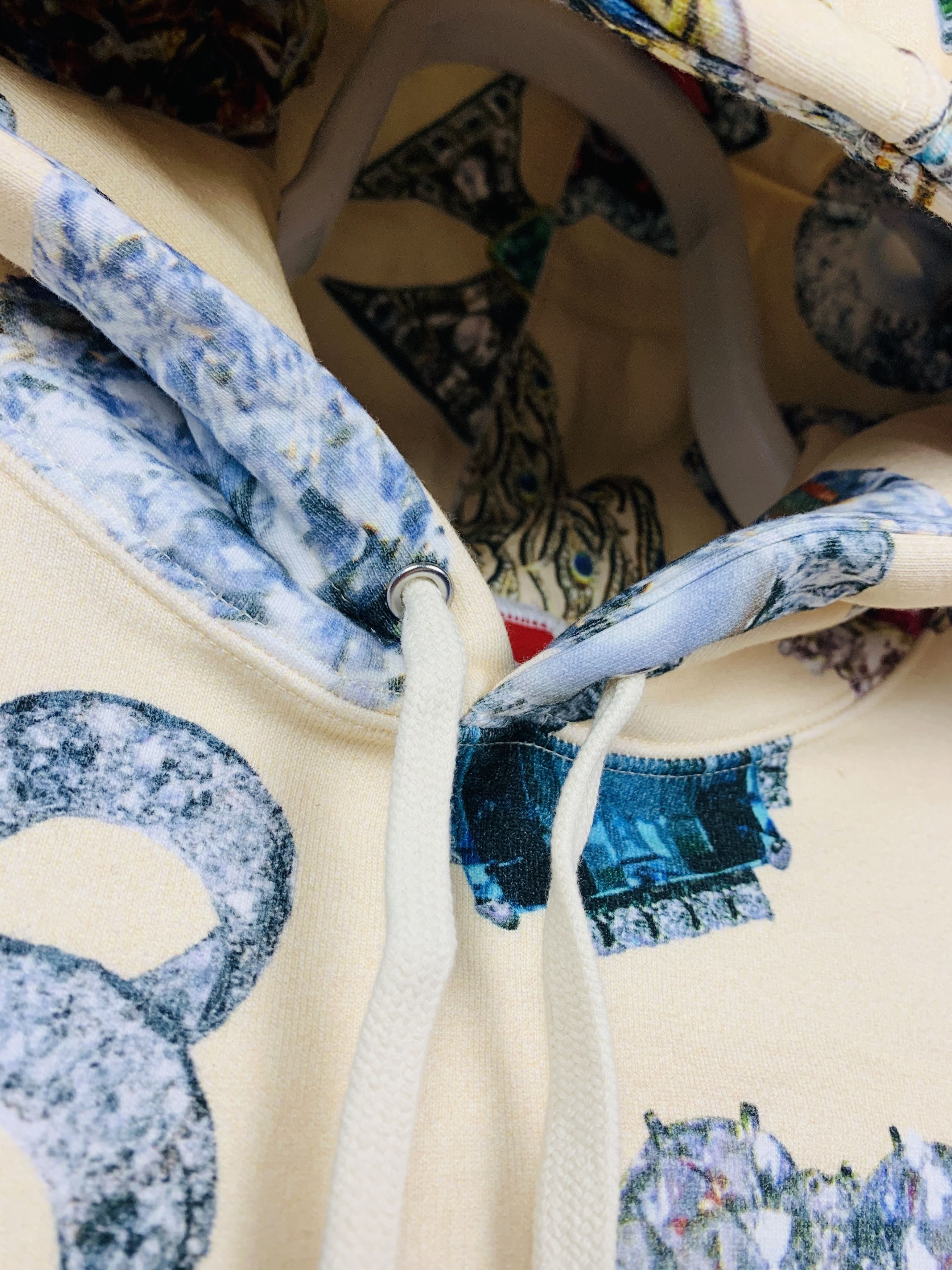 Supreme 2018 Supreme Jewels Hooded Sweatshirt Cream Medium Size US M / EU 48-50 / 2 - 3 Thumbnail
