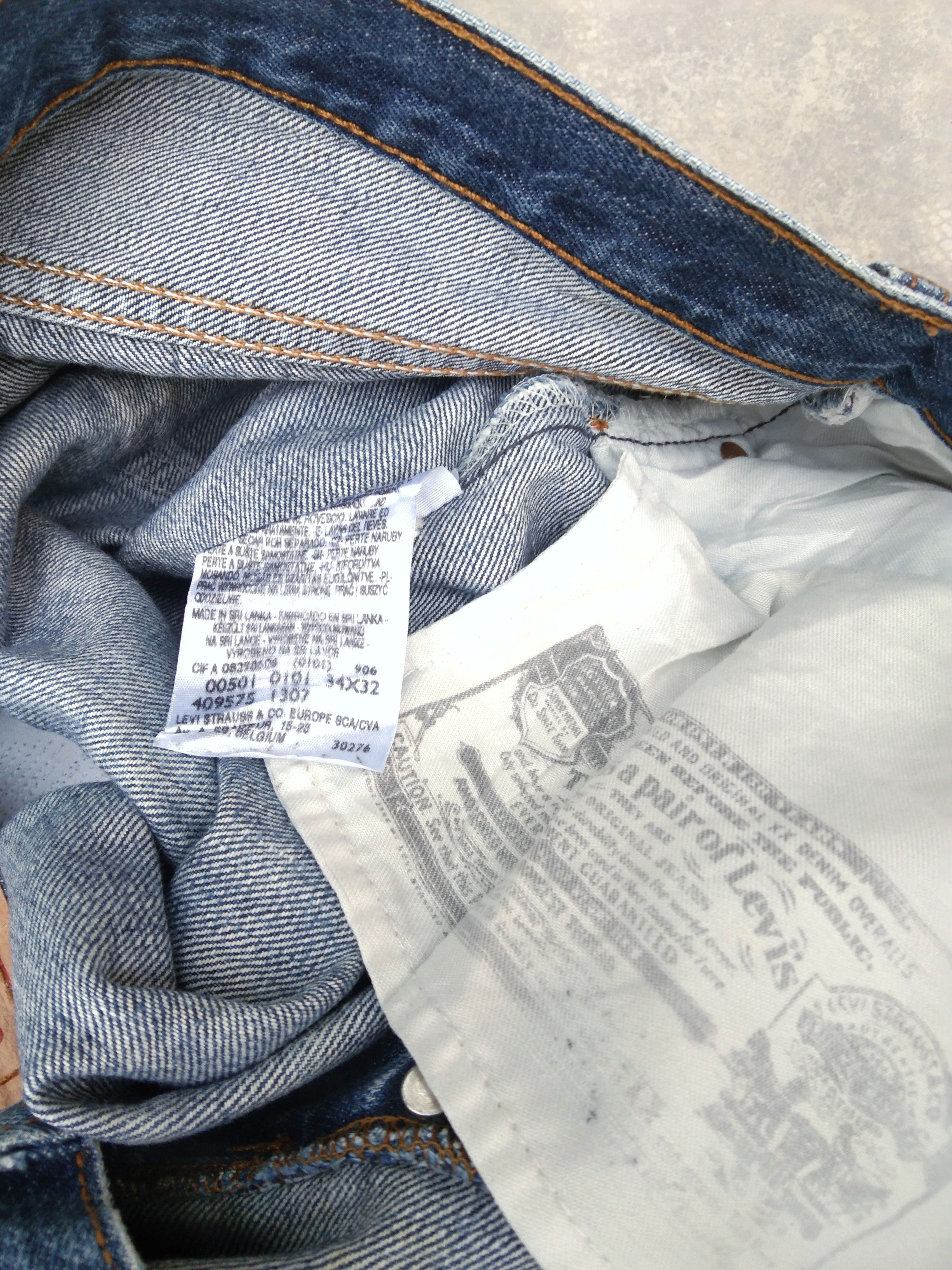 Vintage Levis 501 Straight Leg Distressed Jeans 34x32