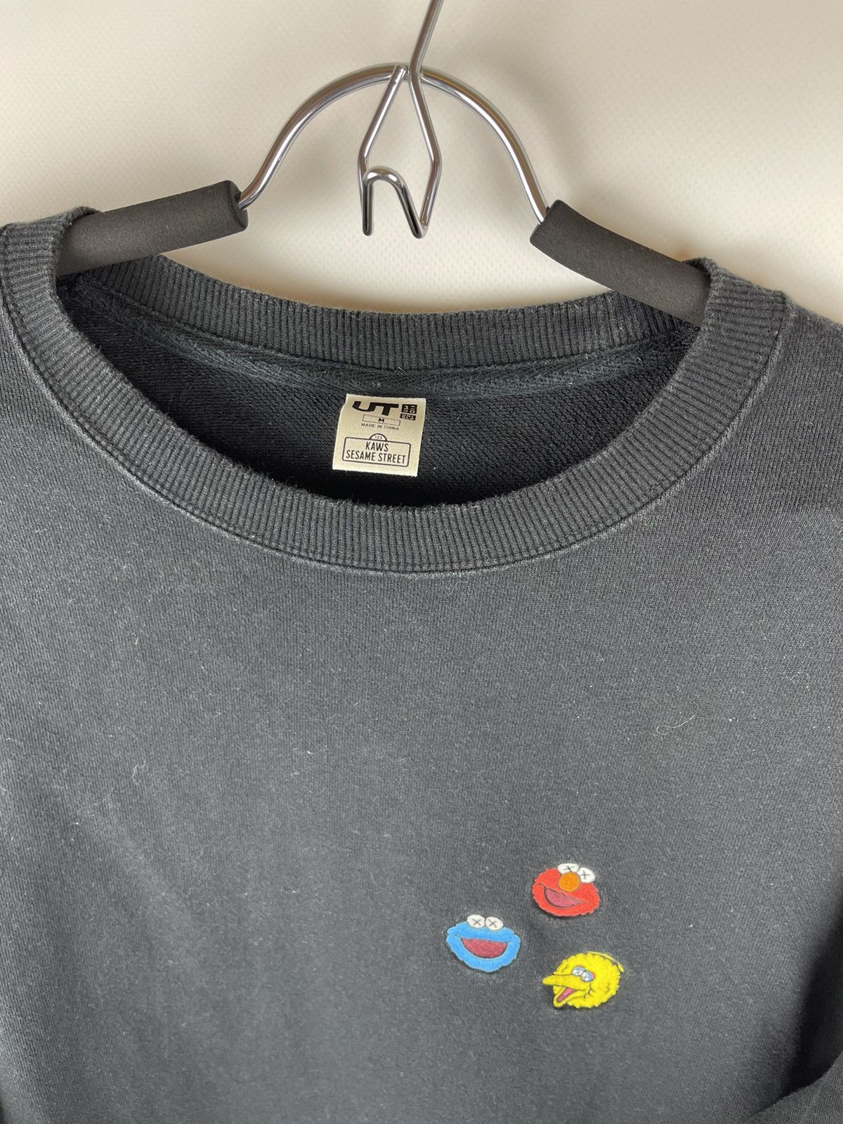 Kaws × Uniqlo KAWS x Uniqlo x Sesame Street Logo sweatshirt Size US M / EU 48-50 / 2 - 5 Thumbnail