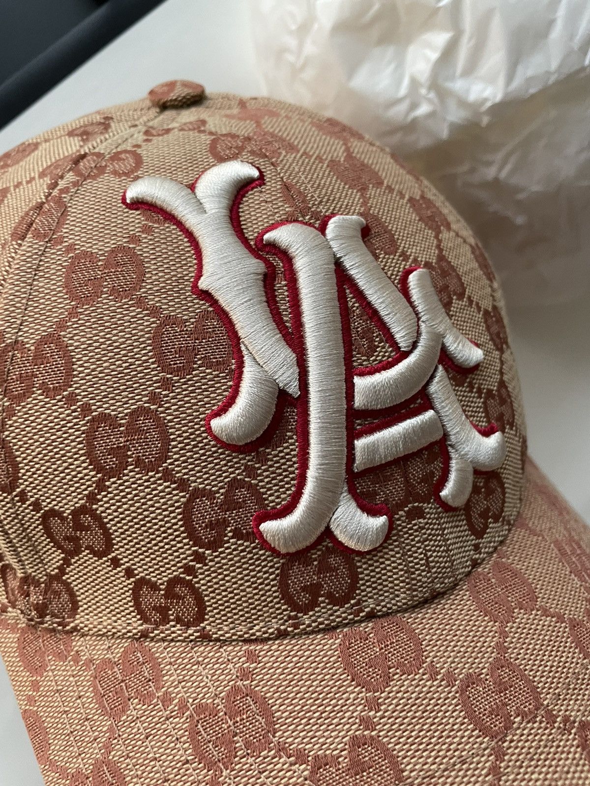 Gucci × MLB Super Runway Limited Edition Gucci x LA Dodgers GG Logo Hat Size ONE SIZE - 18 Thumbnail