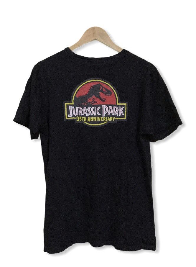 GU Jurrasic park 25th aniversary tshirt Size US M / EU 48-50 / 2 - 1 Thumbnail
