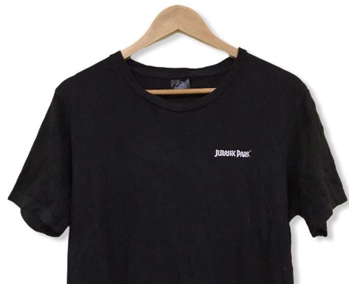GU Jurrasic park 25th aniversary tshirt Size US M / EU 48-50 / 2 - 4 Thumbnail