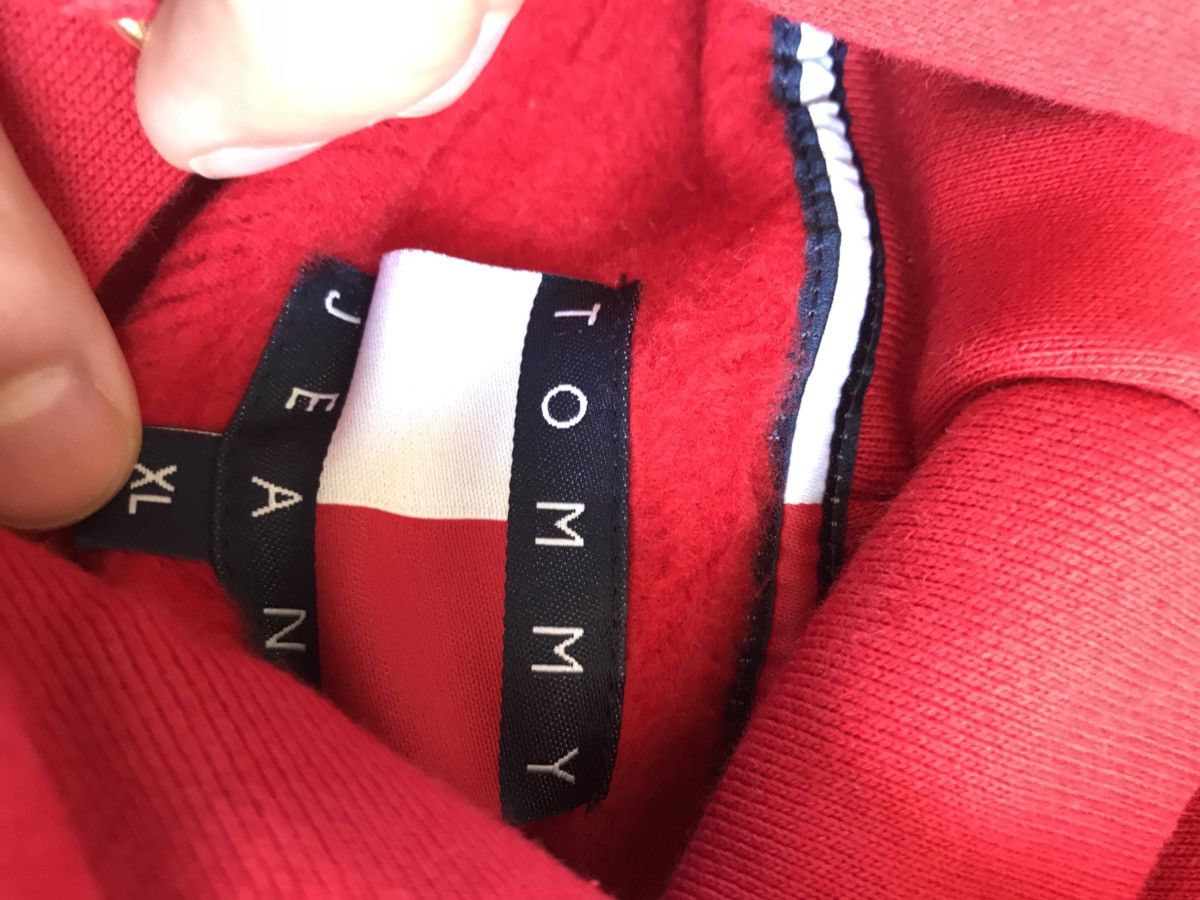 Tommy Hilfiger Flag Hoodie in Red Size US XL / EU 56 / 4 - 10 Thumbnail