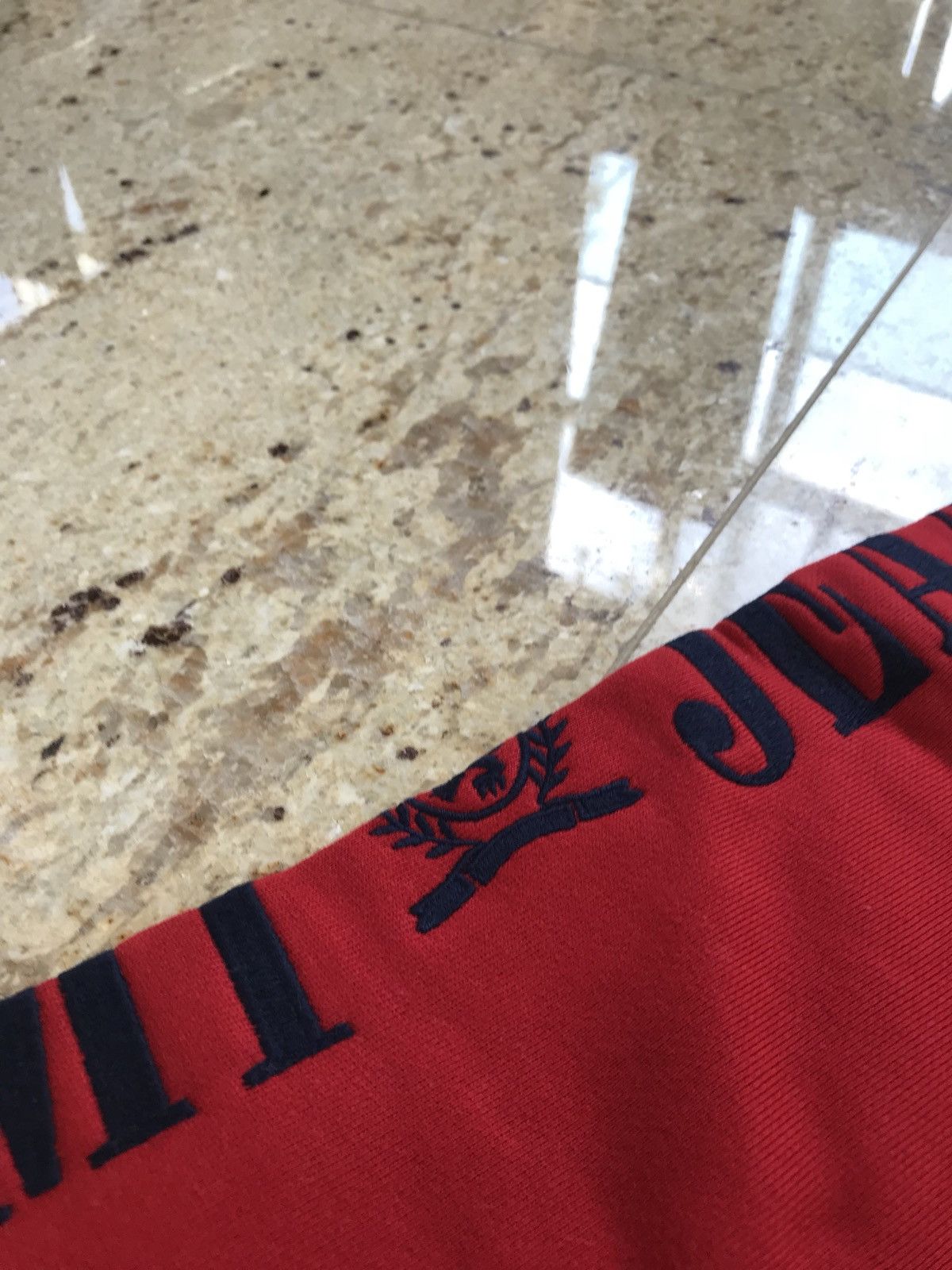 Tommy Hilfiger Flag Hoodie in Red Size US XL / EU 56 / 4 - 9 Thumbnail