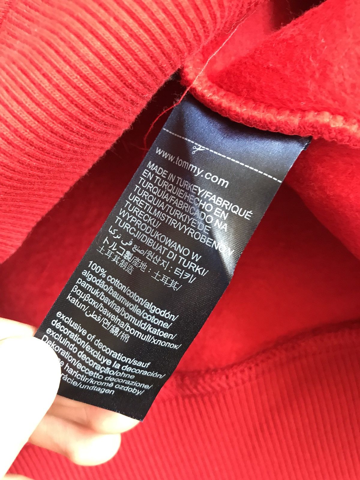 Tommy Hilfiger Flag Hoodie in Red Size US XL / EU 56 / 4 - 12 Thumbnail