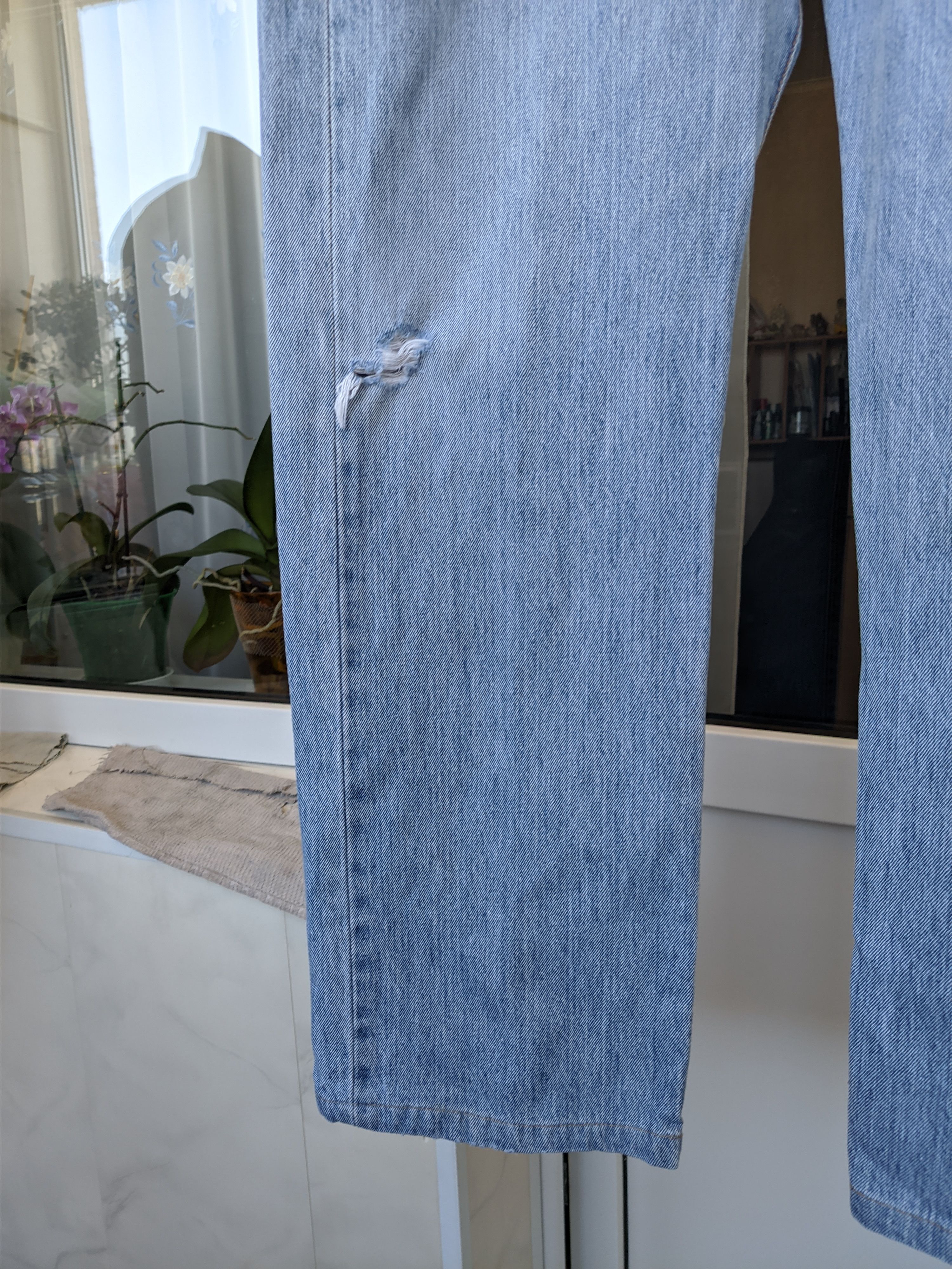 Levi's × Levi's Vintage Clothing × Vintage Vintage Levi's 501 Blue Distressed Denim Pant Size US 38 / EU 54 - 4 Thumbnail