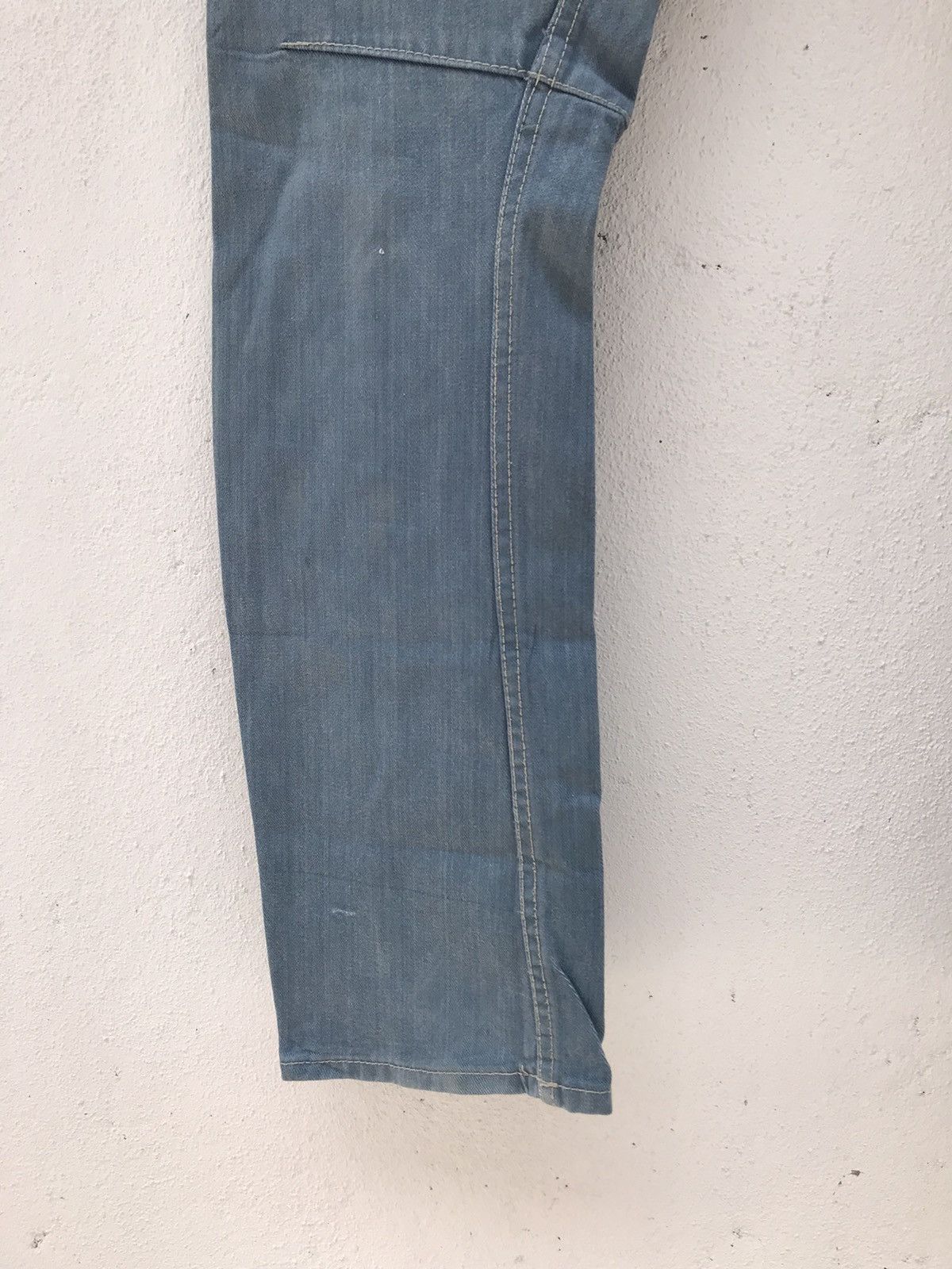 Japanese Brand Made In Japan Japanese Brand Long Zipper Slim Fits Jeans Size US 33 - 9 Thumbnail
