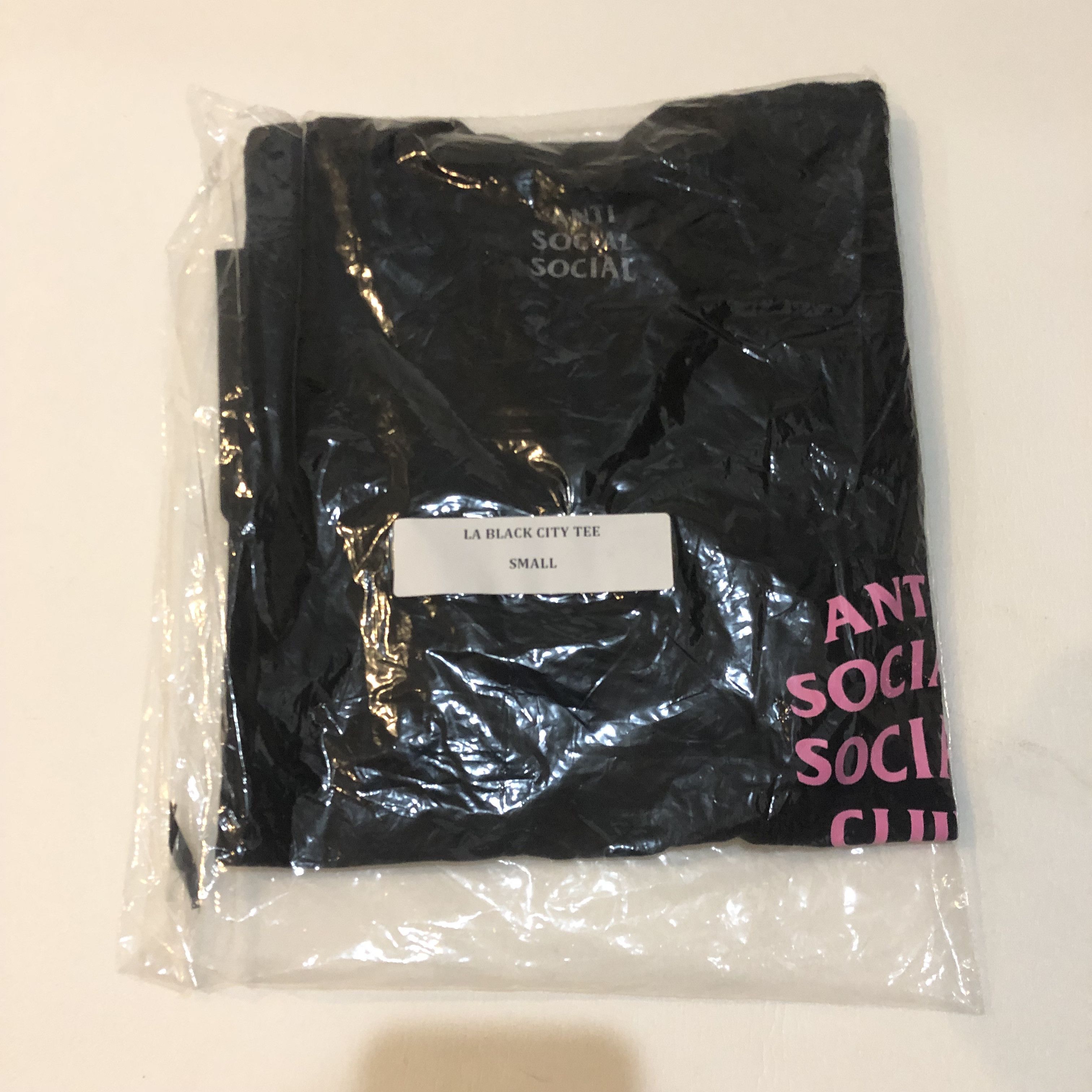 Anti Social Social Club DS ASSC Pink logo Los Angeles LA city black Tee Supreme Size US S / EU 44-46 / 1 - 1 Thumbnail