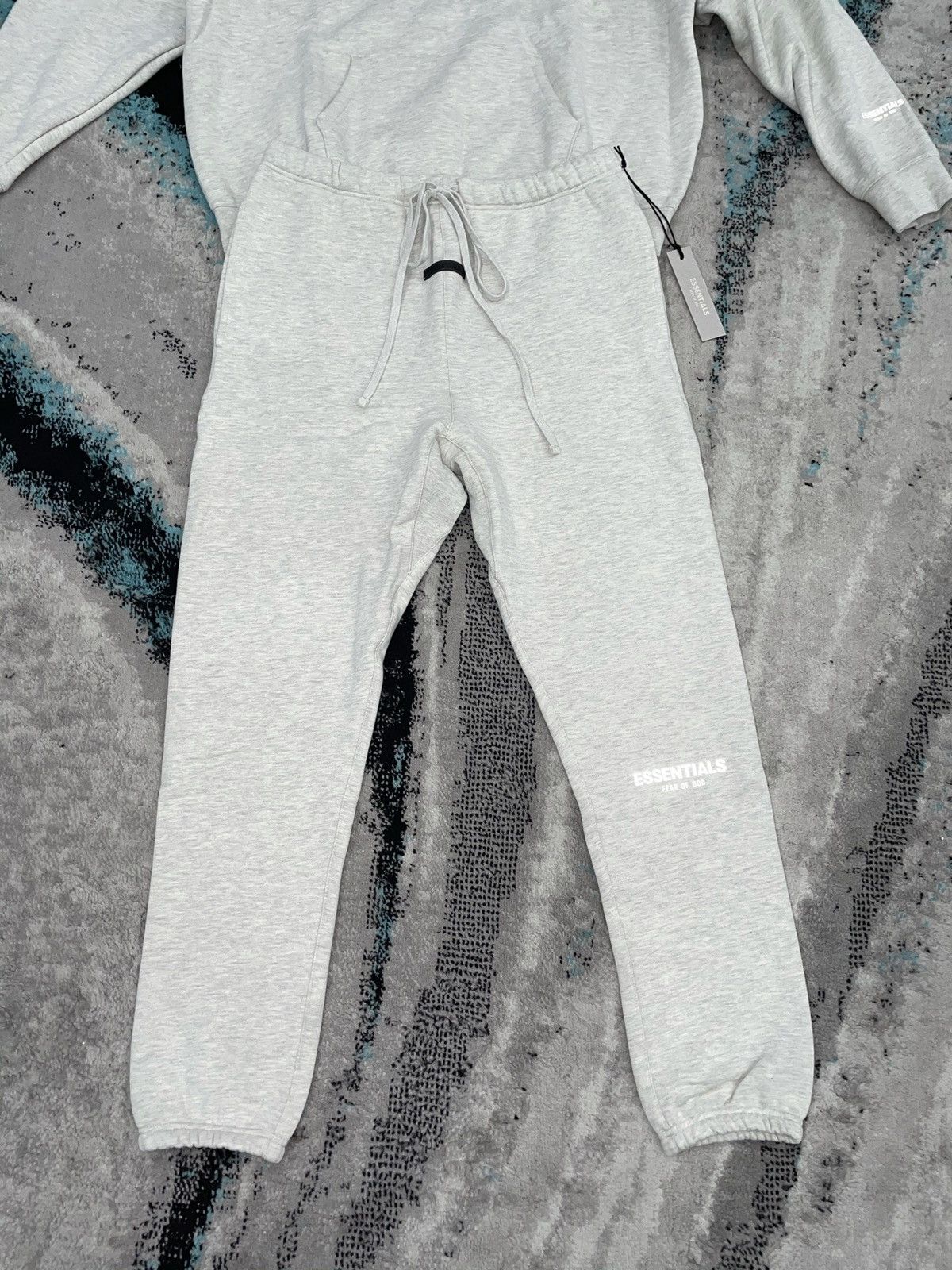 Fear of God Fear of God Essentials Light Oatmeal Hoodie and Sweatpants Size US M / EU 48-50 / 2 - 3 Thumbnail