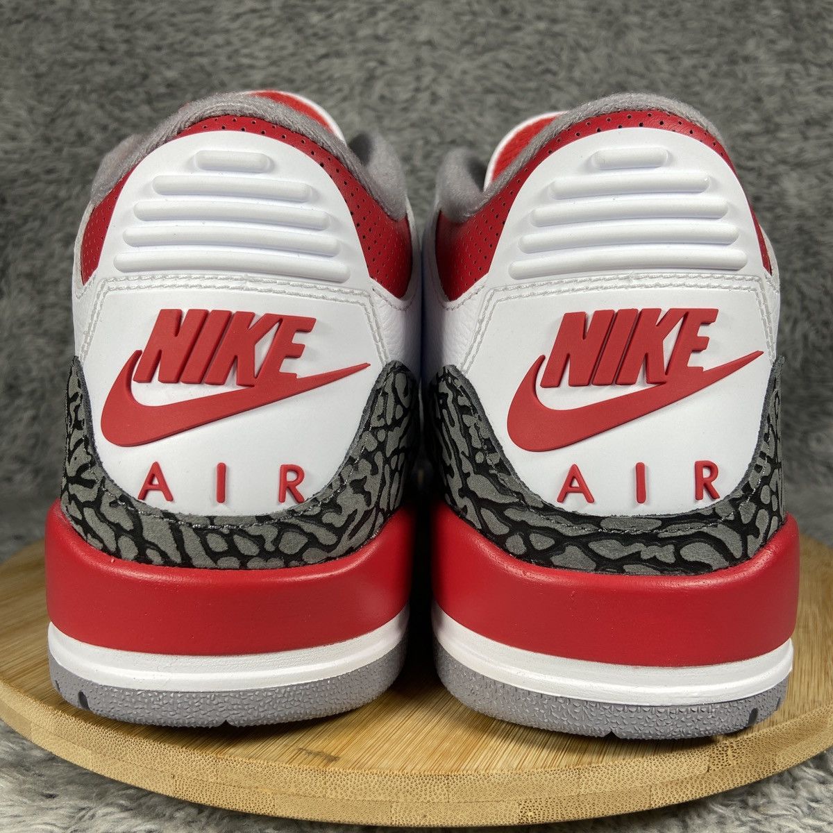 Jordan Brand Air Jordan 3 Retro 'Fire Red' (2022) Men's Sneakers Size 9.5 Size US 9.5 / EU 42-43 - 6 Thumbnail