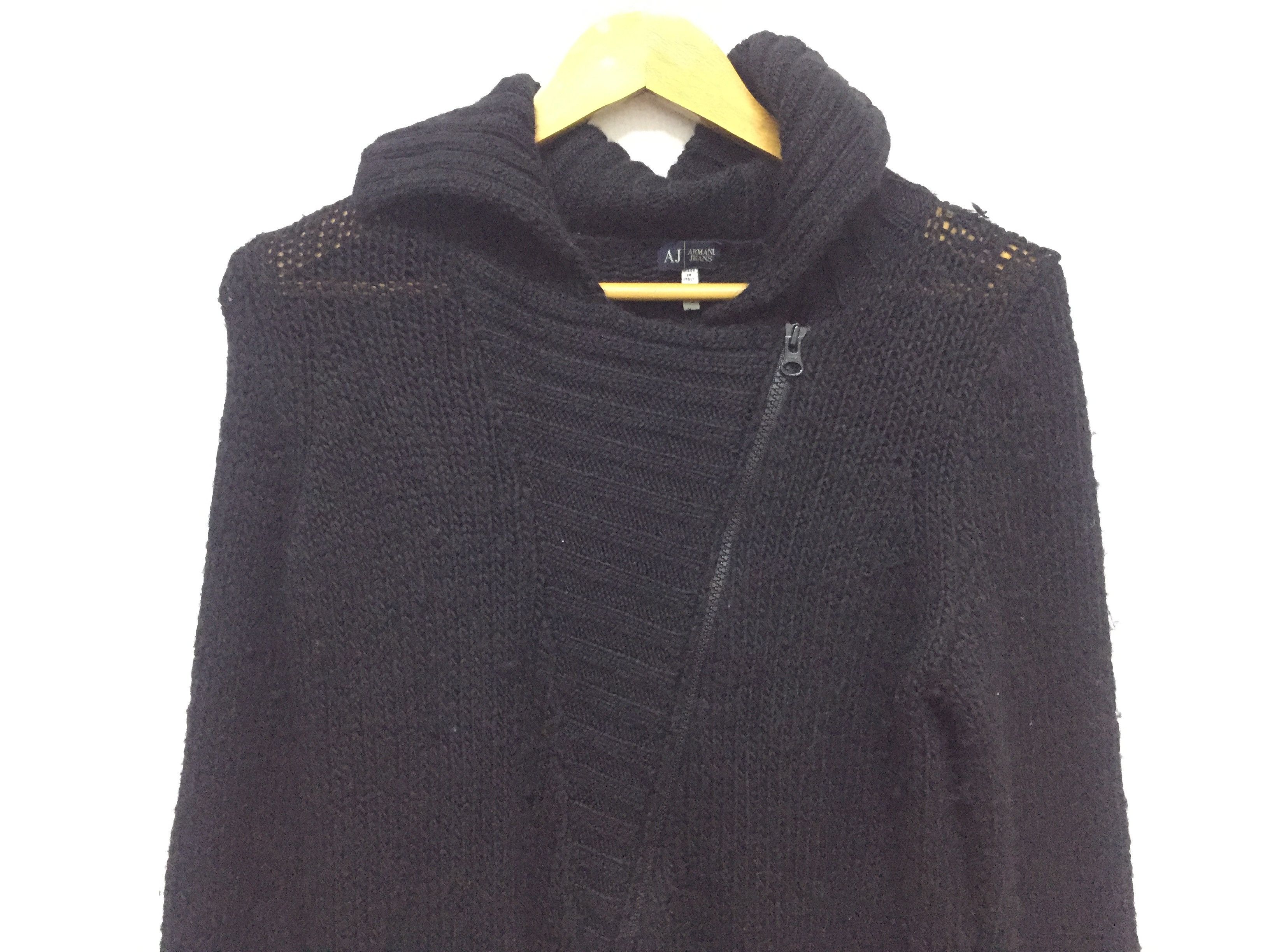 Armani Vtg Armani Asymmetrical mohair knit Size S / US 4 / IT 40 - 3 Thumbnail