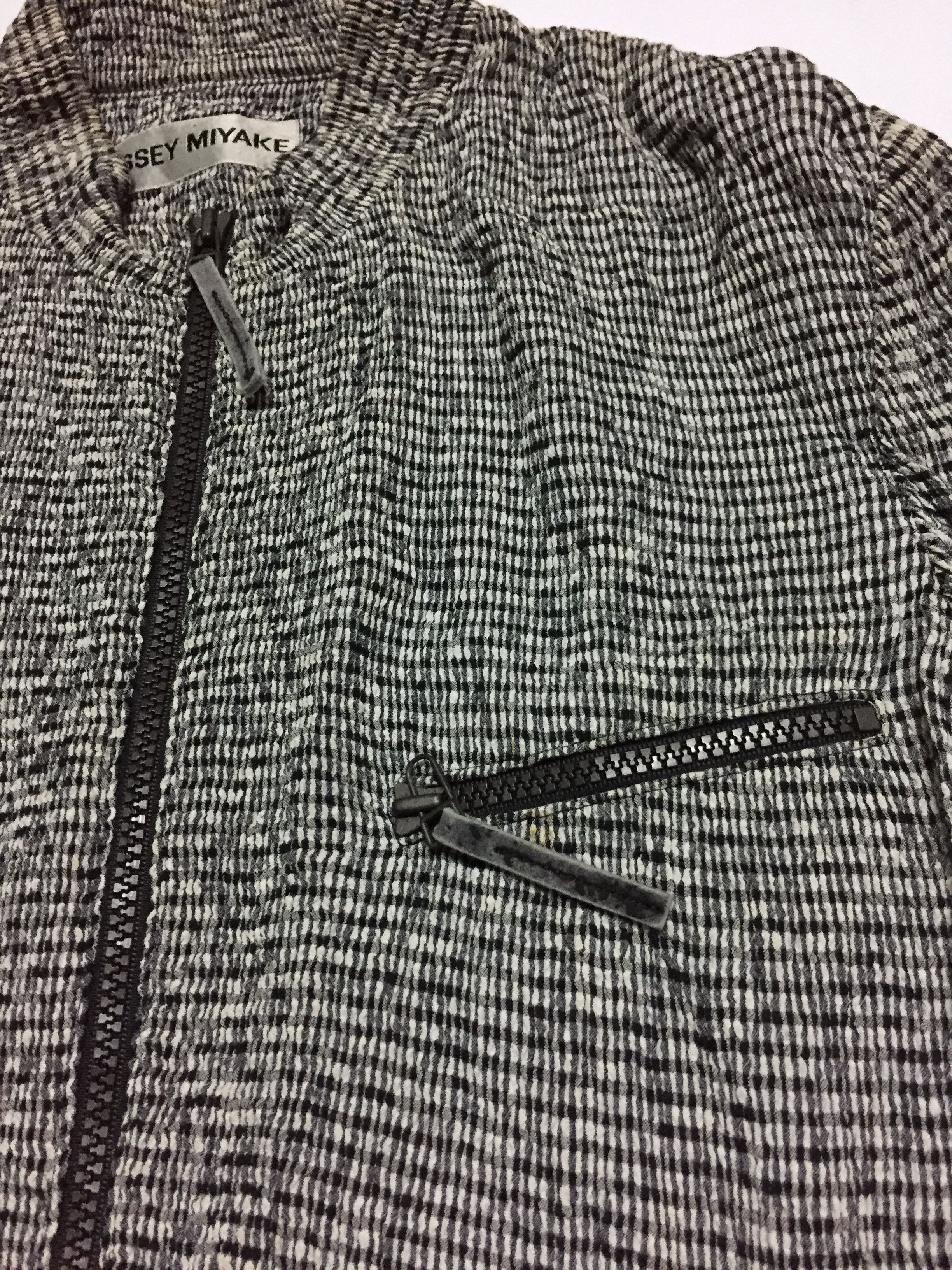 Issey Miyake AW06 Checkered Wrinkle Abstract Zipper Sweater Size M / US 6-8 / IT 42-44 - 4 Thumbnail
