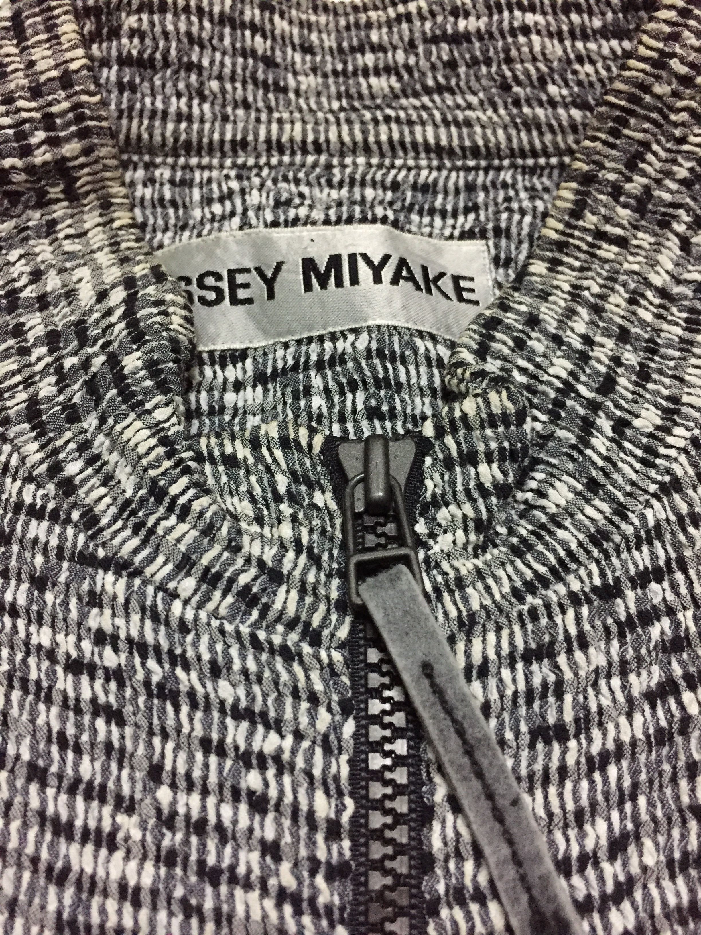 Issey Miyake AW06 Checkered Wrinkle Abstract Zipper Sweater Size M / US 6-8 / IT 42-44 - 8 Thumbnail