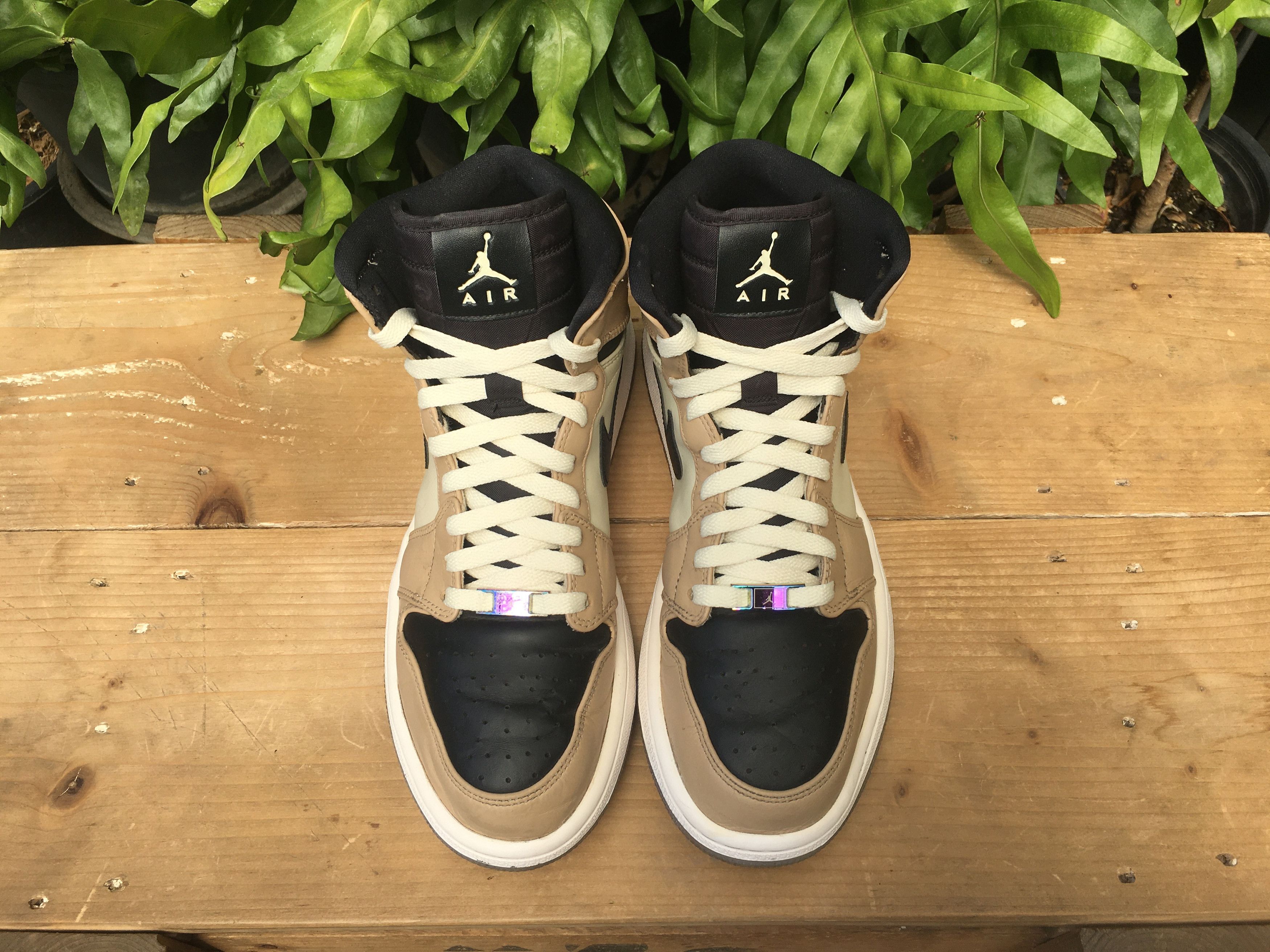 Jordan Brand × Nike 🔥 Rare Nike Air Jordan 1 Retro High Black Mushroom Size US 10 / EU 43 - 9 Thumbnail