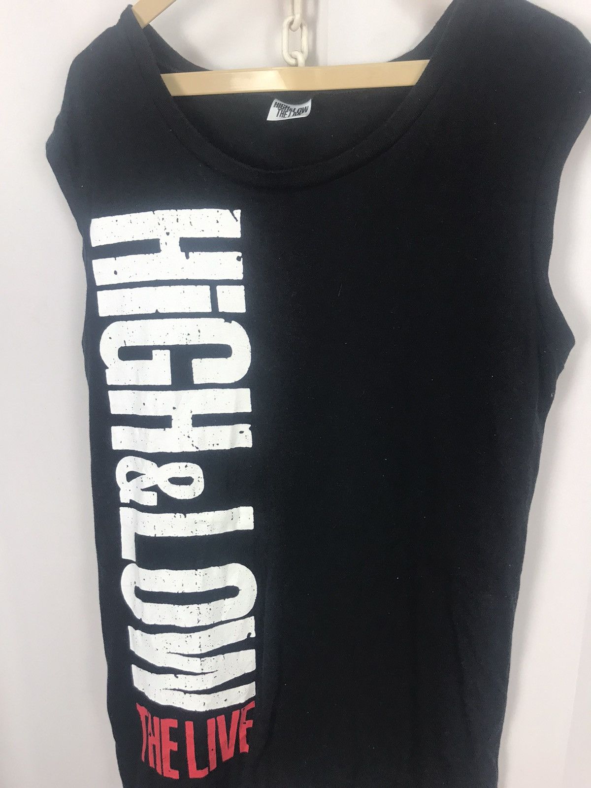 High & low the live sleeveless tshirt