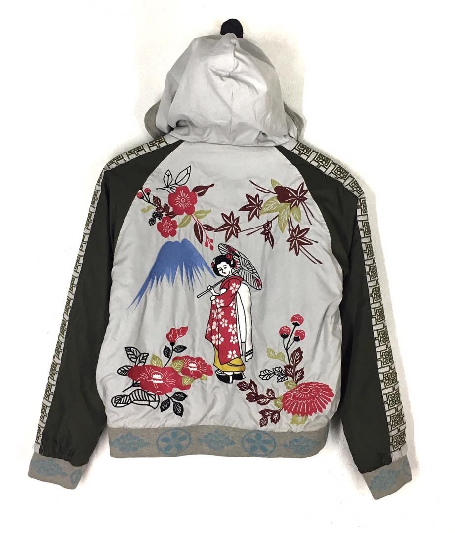 Sukajan Japan Geisha Reversible Embroidery Souvenirs
