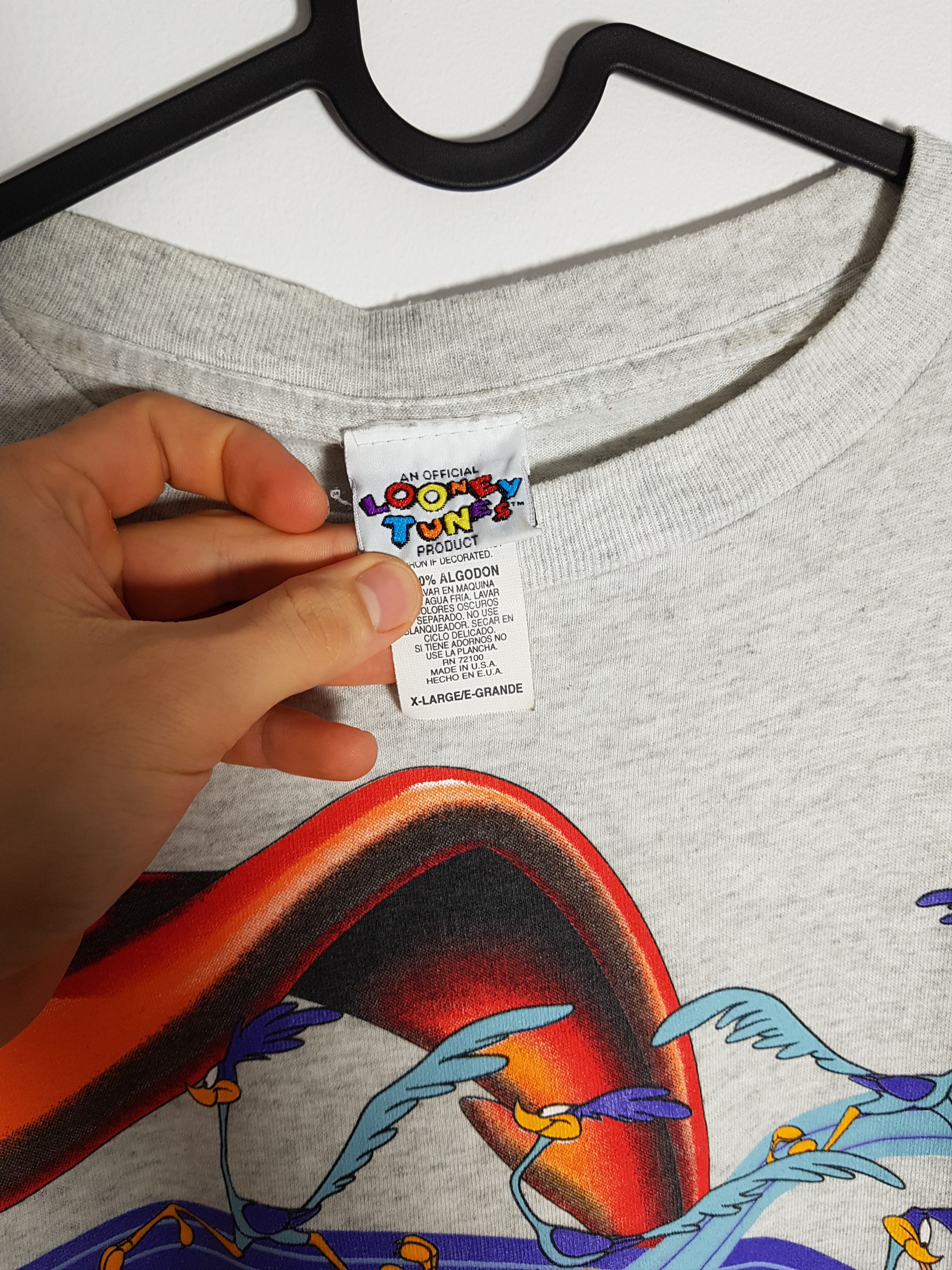Cartoon Network × Vintage *FINAL DROP* Vintage 1996 Single Stitch Looney Tunes Coyote Size US XL / EU 56 / 4 - 5 Thumbnail