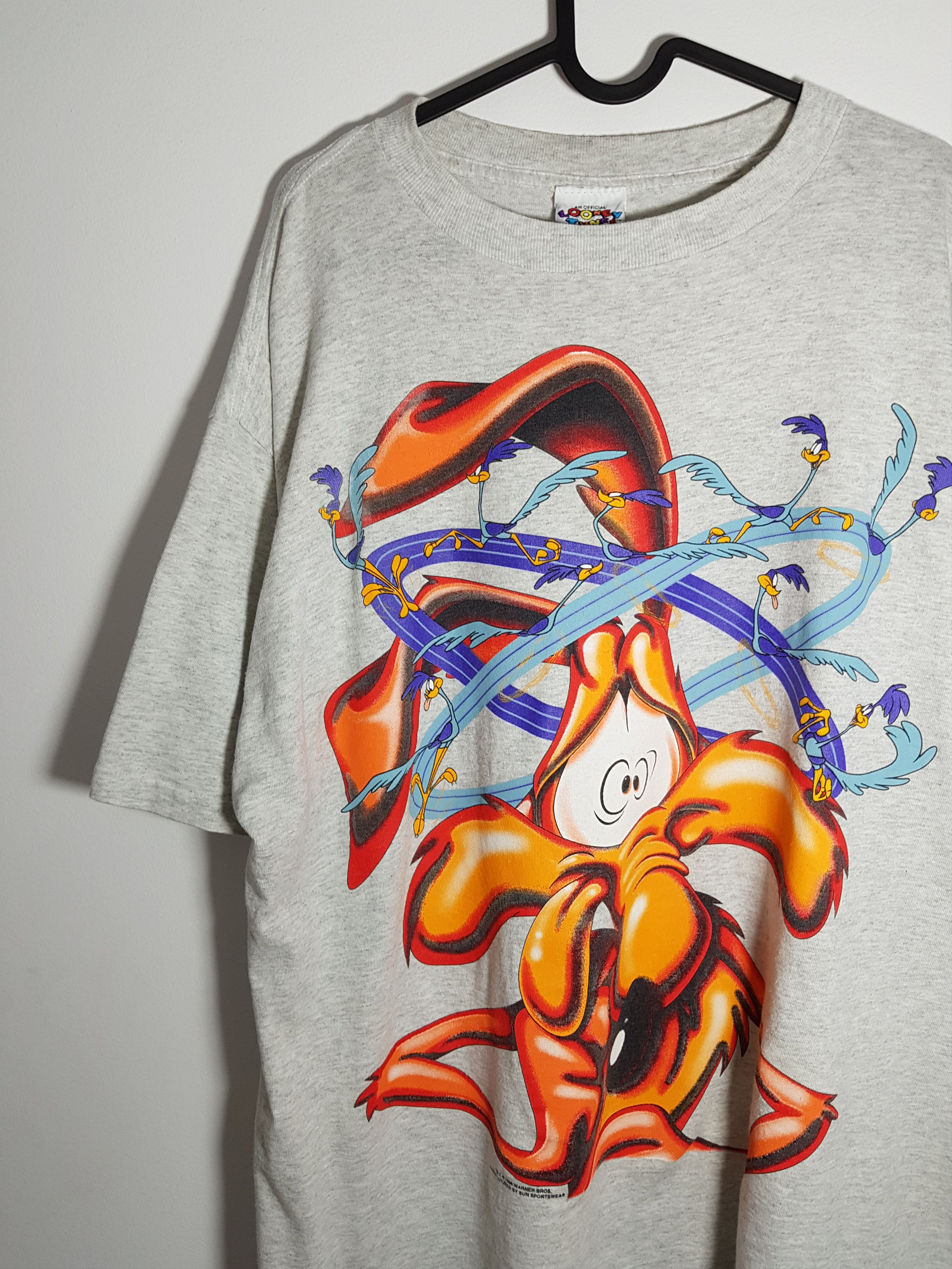 Cartoon Network × Vintage *FINAL DROP* Vintage 1996 Single Stitch Looney Tunes Coyote Size US XL / EU 56 / 4 - 3 Thumbnail