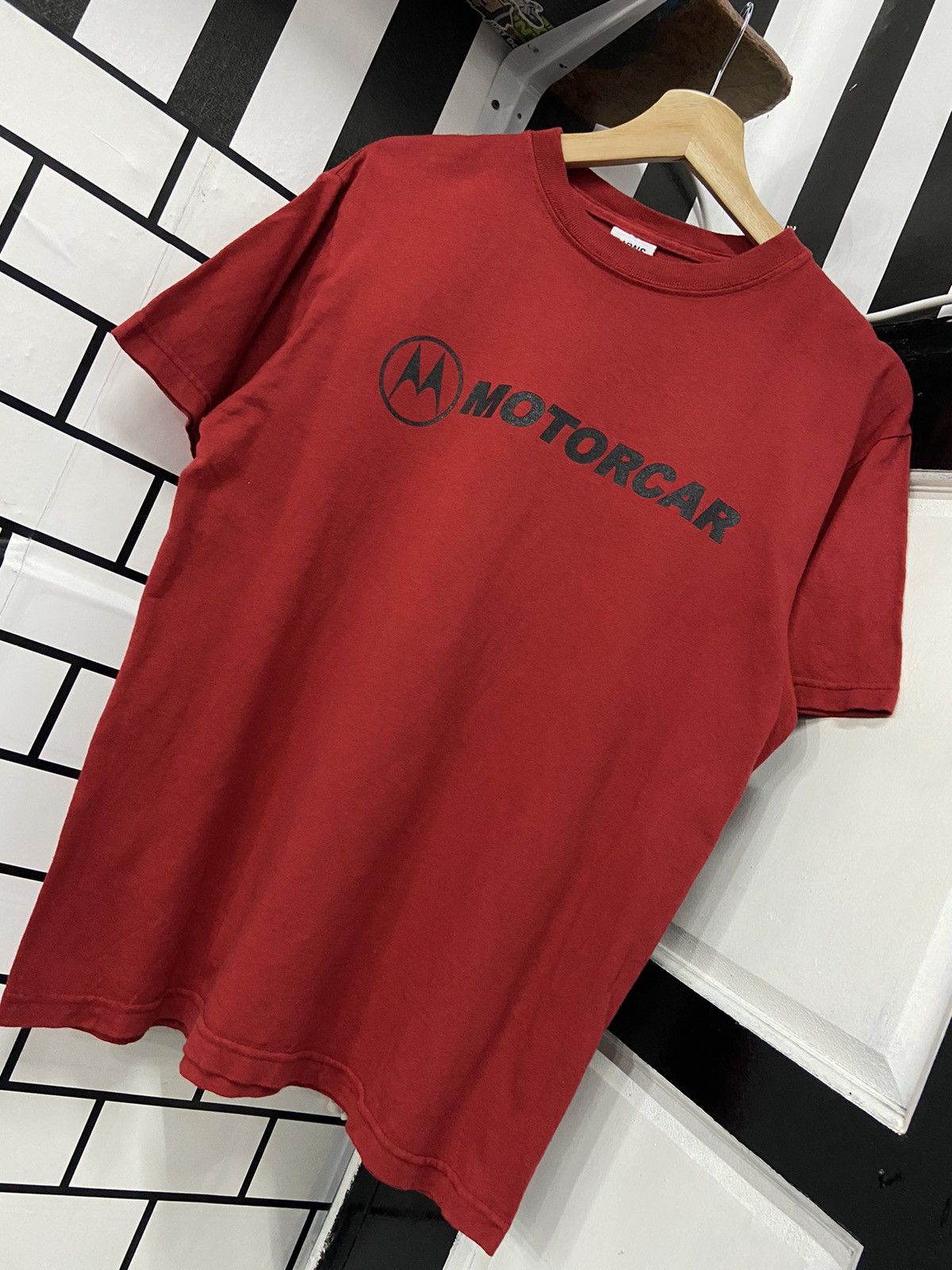 BARNS OUTFITTERS × Motorola × Vintage Vintage 90’s Barns Out Fitters “Motorcar” Motorola Tee Size US M / EU 48-50 / 2 - 3 Thumbnail